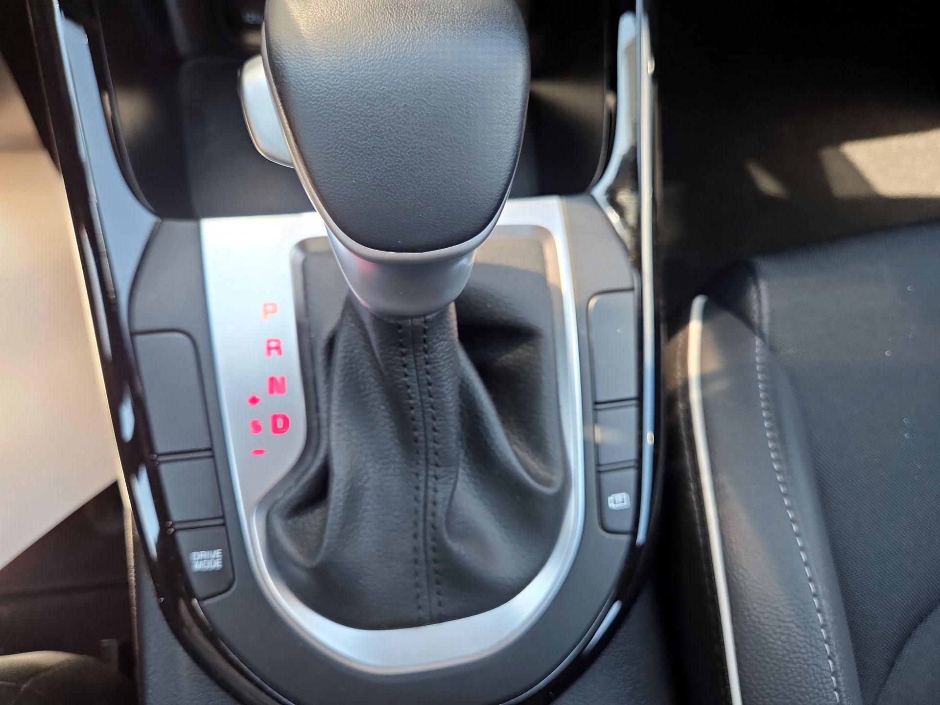 Thumbnail: 2024 Kia Forte - 17