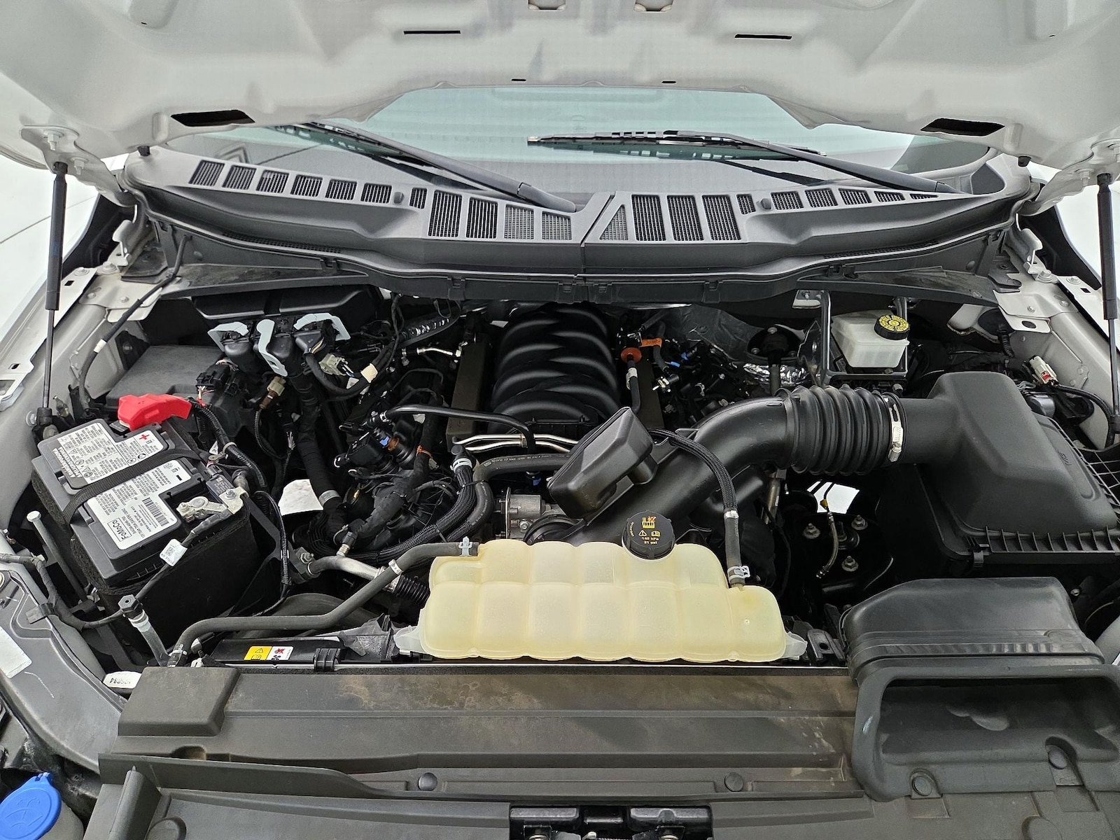 2023 Ford F-150 XL - Photo 22