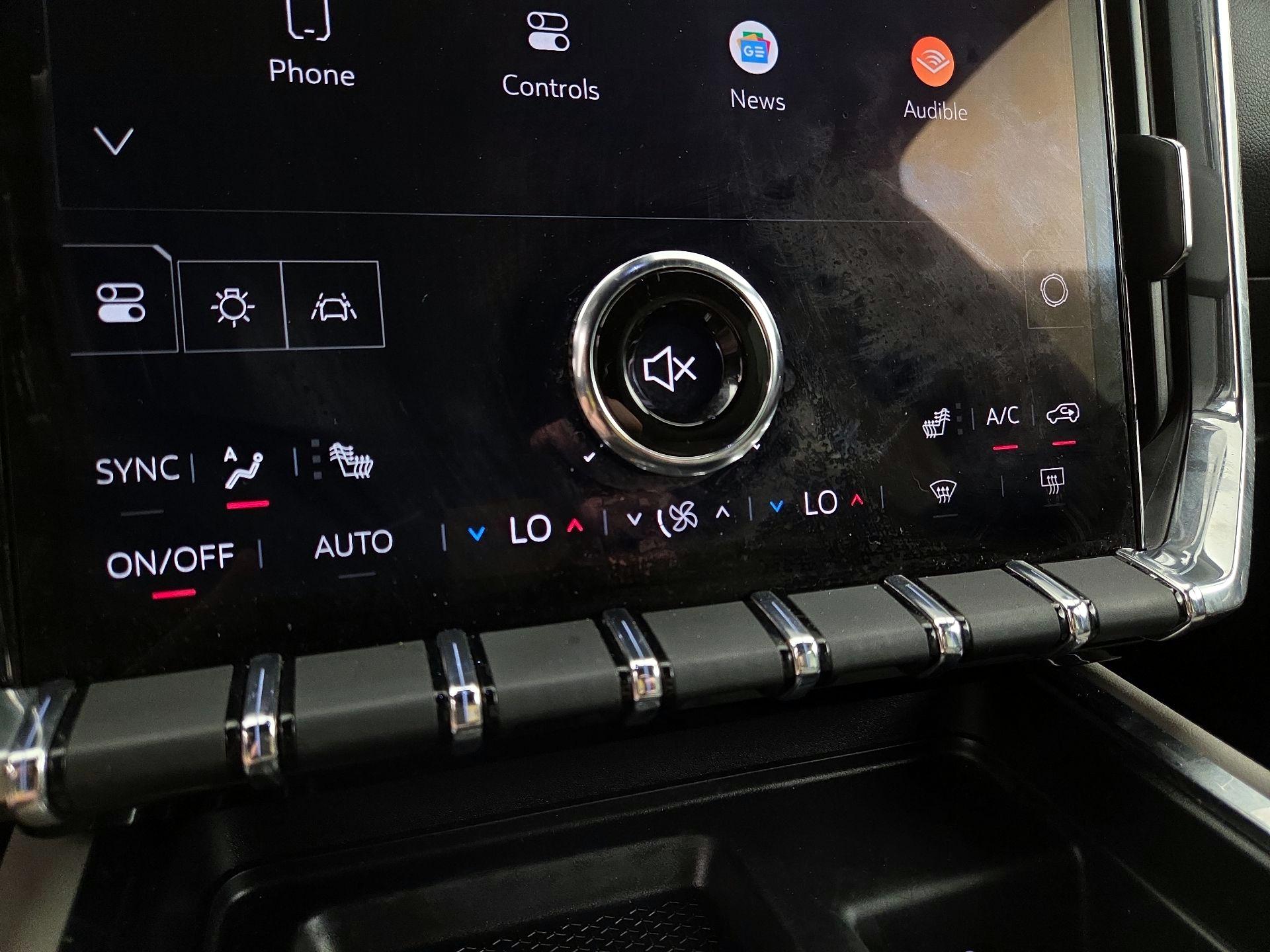 Thumbnail: 2025 GMC Acadia - 16