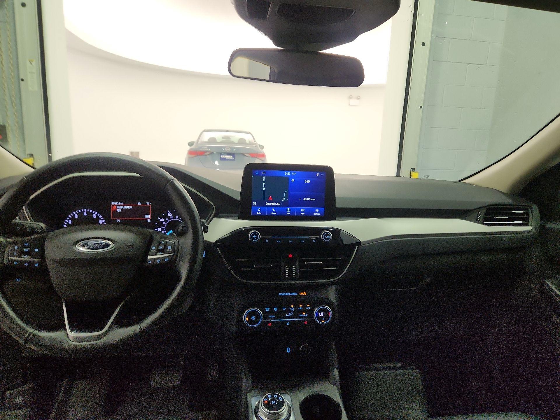 Thumbnail: 2020 Ford Escape - 9