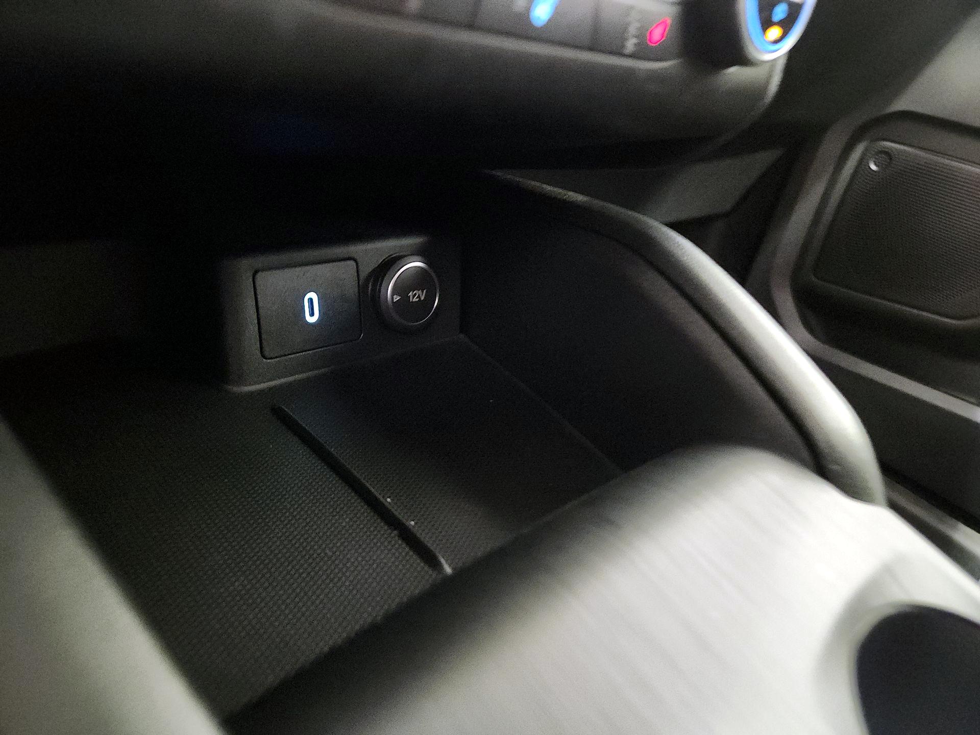 Thumbnail: 2020 Ford Escape - 18