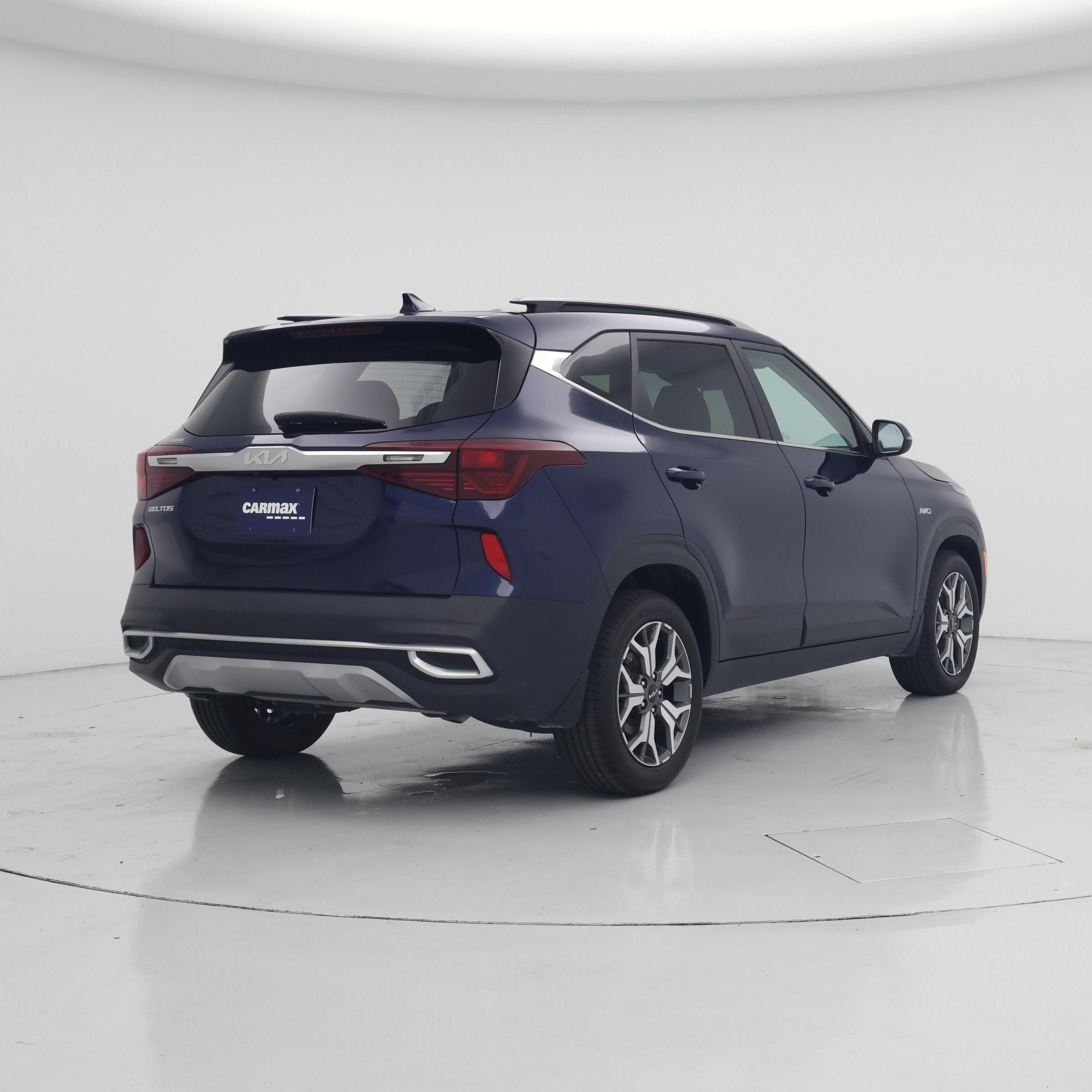 Thumbnail: 2023 Kia Seltos - 8