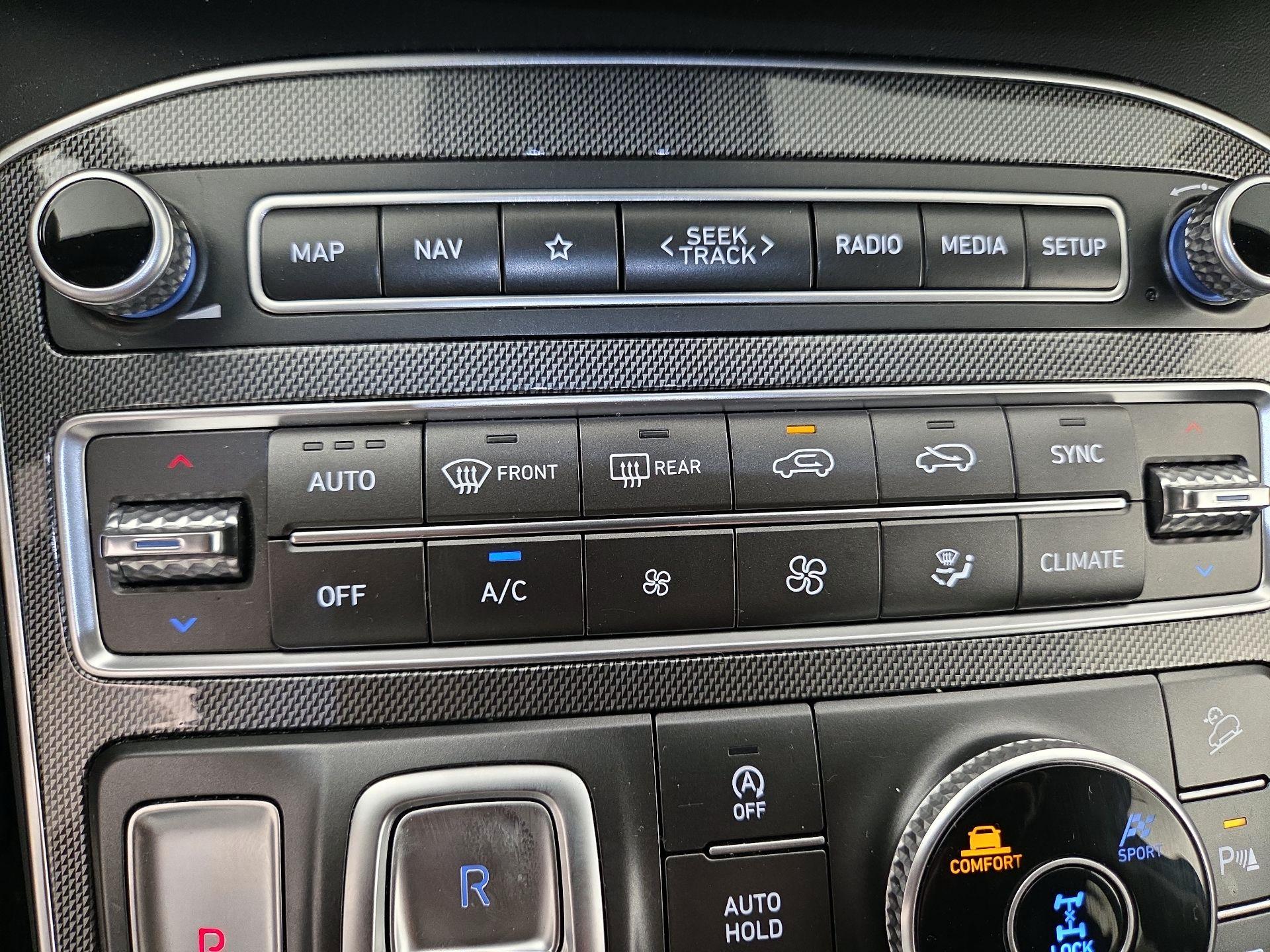 Thumbnail: 2023 Hyundai Santa Fe - 14