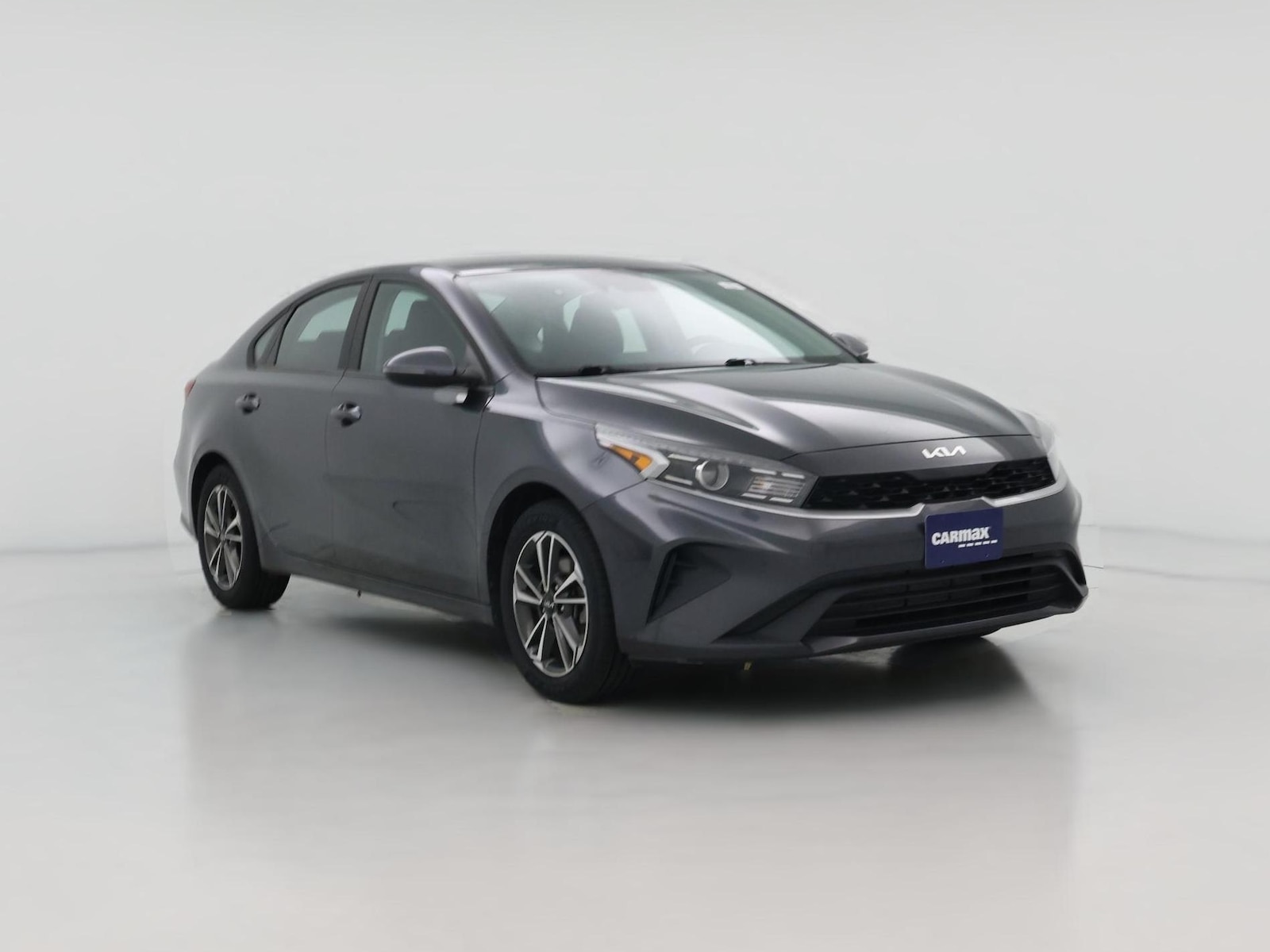 2023 Kia Forte LXS - Photo 1