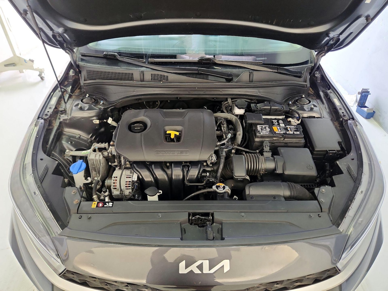 2023 Kia Forte LXS - Photo 22