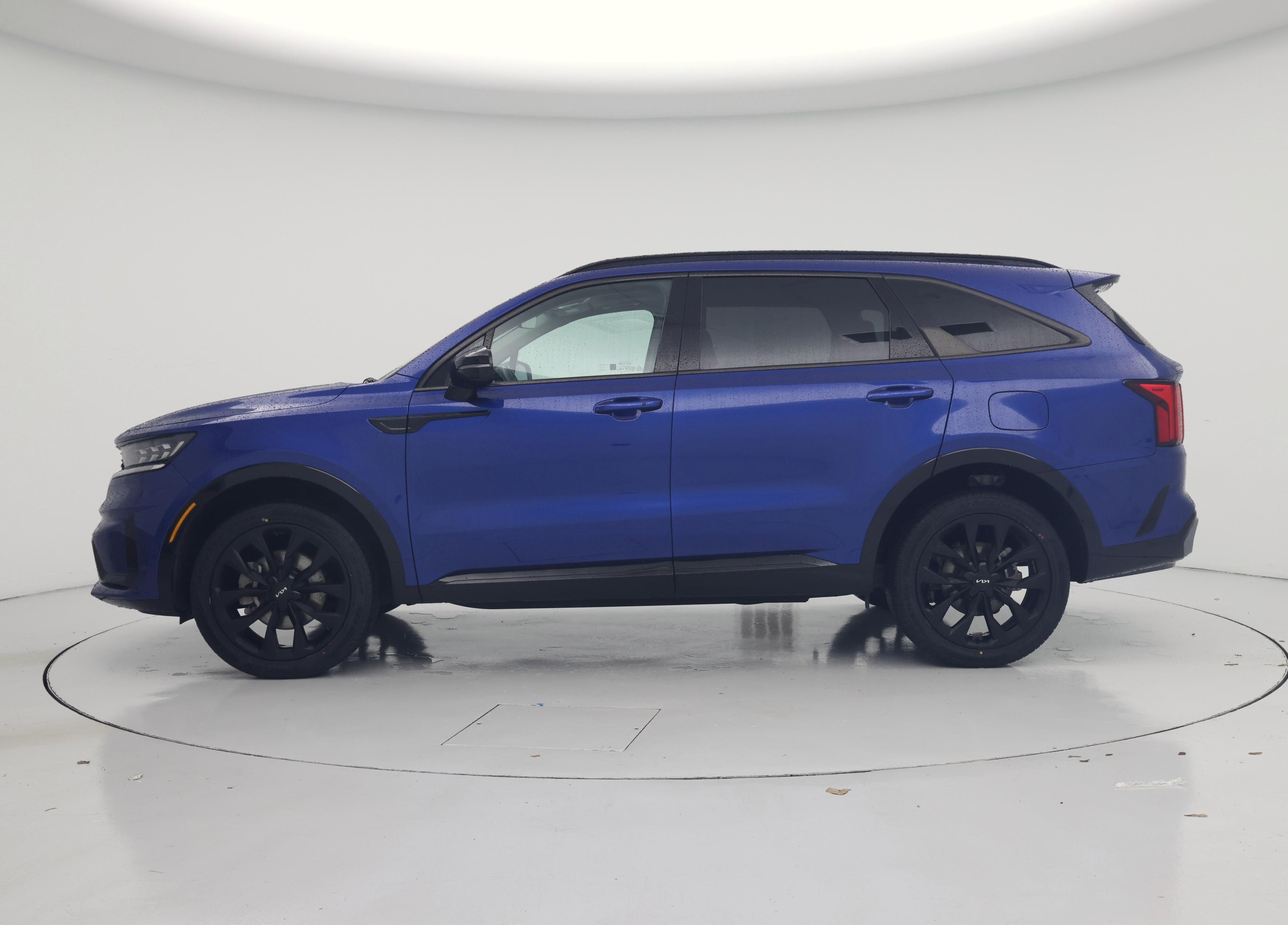 Thumbnail: 2023 Kia Sorento - 3