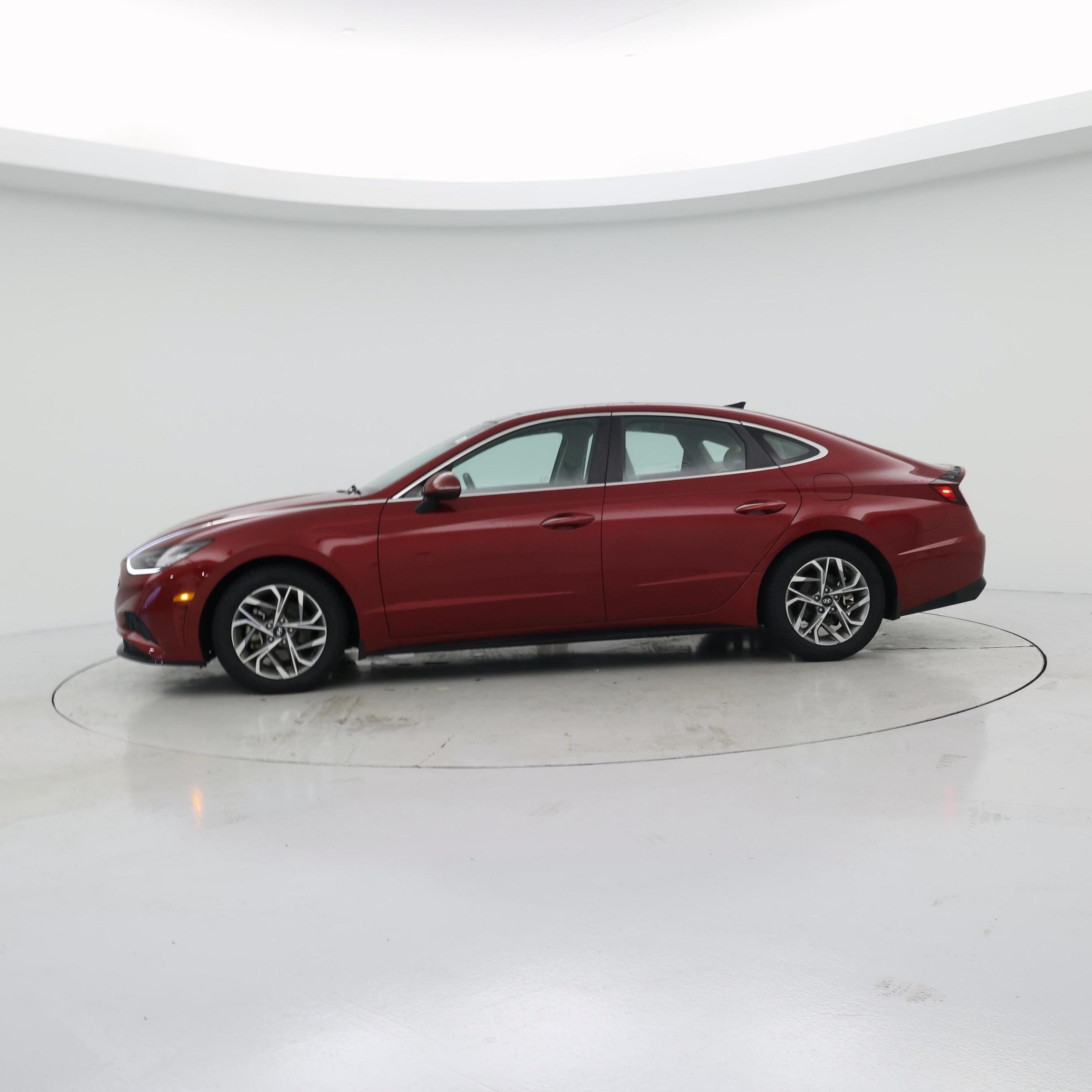 Thumbnail: 2023 Hyundai Sonata - 3