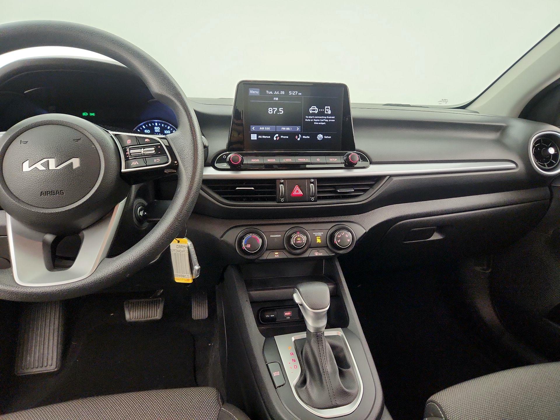 Thumbnail: 2023 Kia Forte - 9