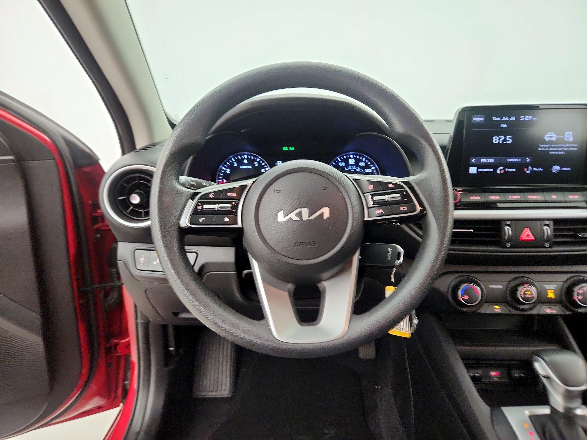 Thumbnail: 2023 Kia Forte - 10