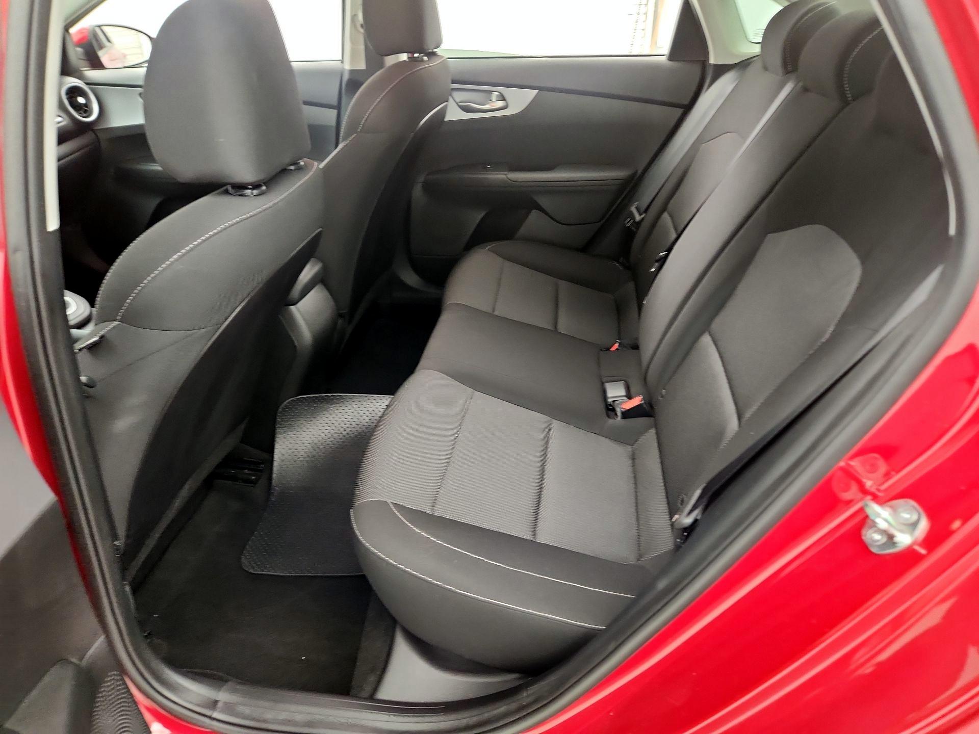 Thumbnail: 2023 Kia Forte - 19