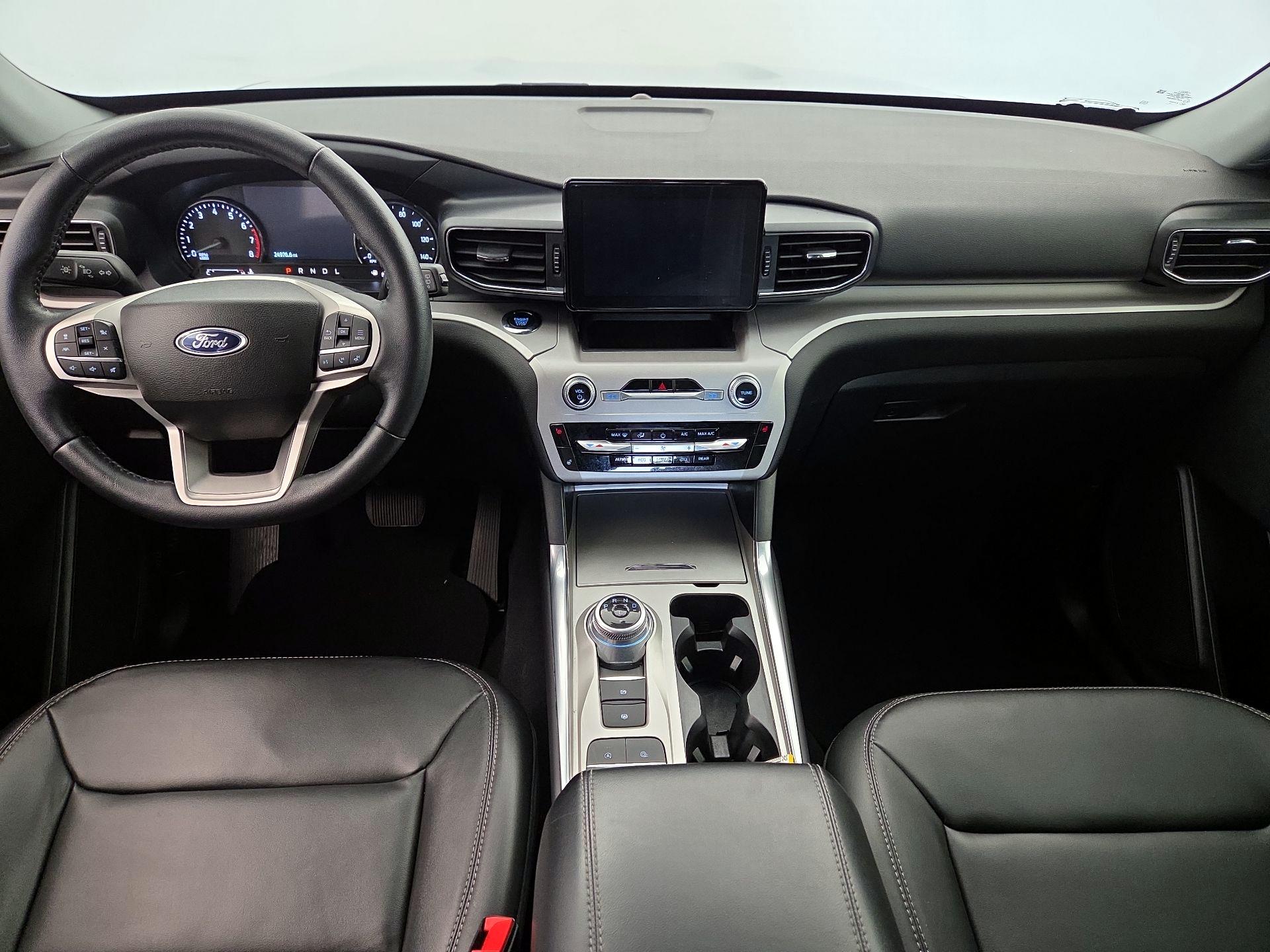 Thumbnail: 2023 Ford Explorer - 9