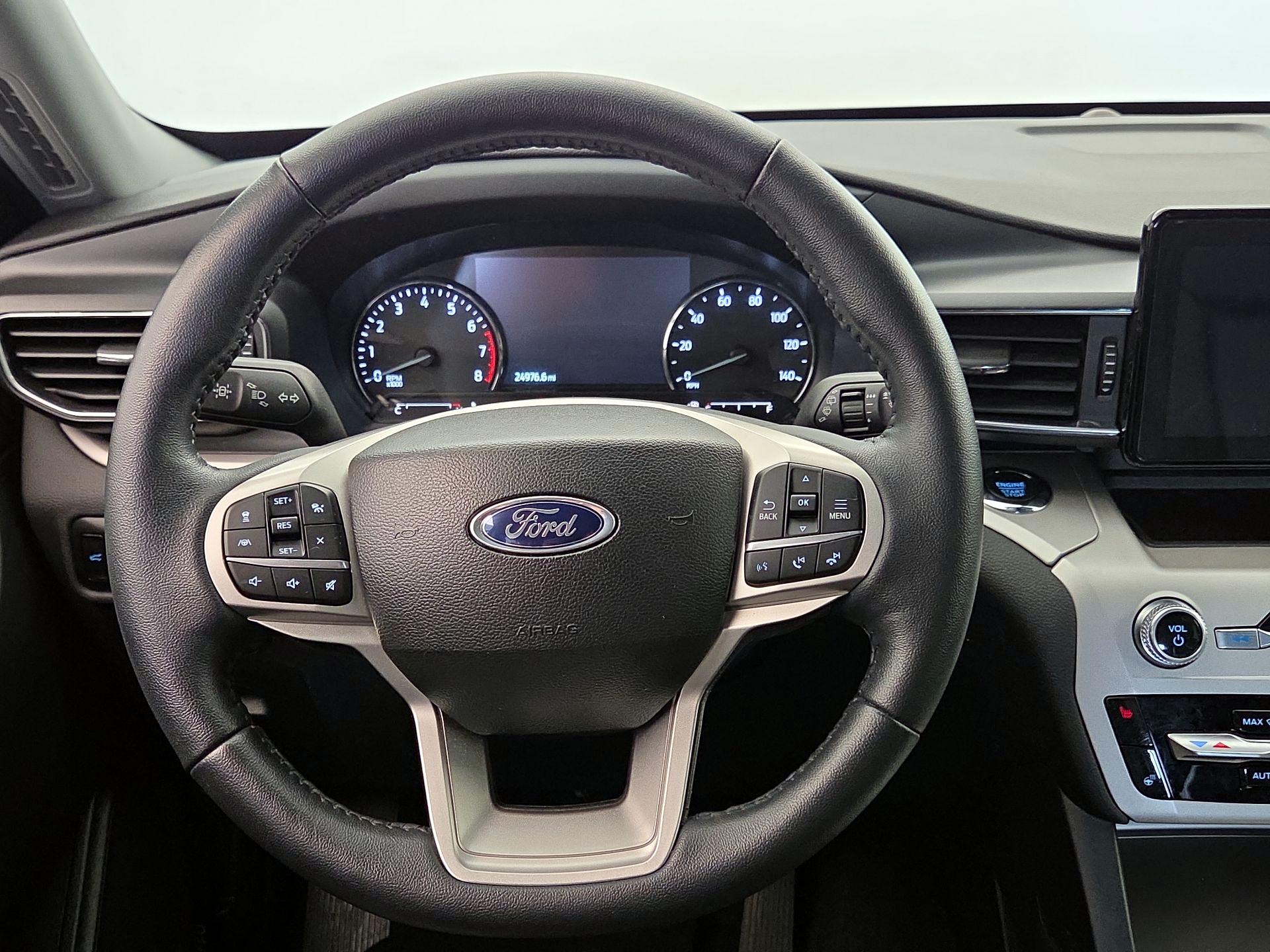 Thumbnail: 2023 Ford Explorer - 10