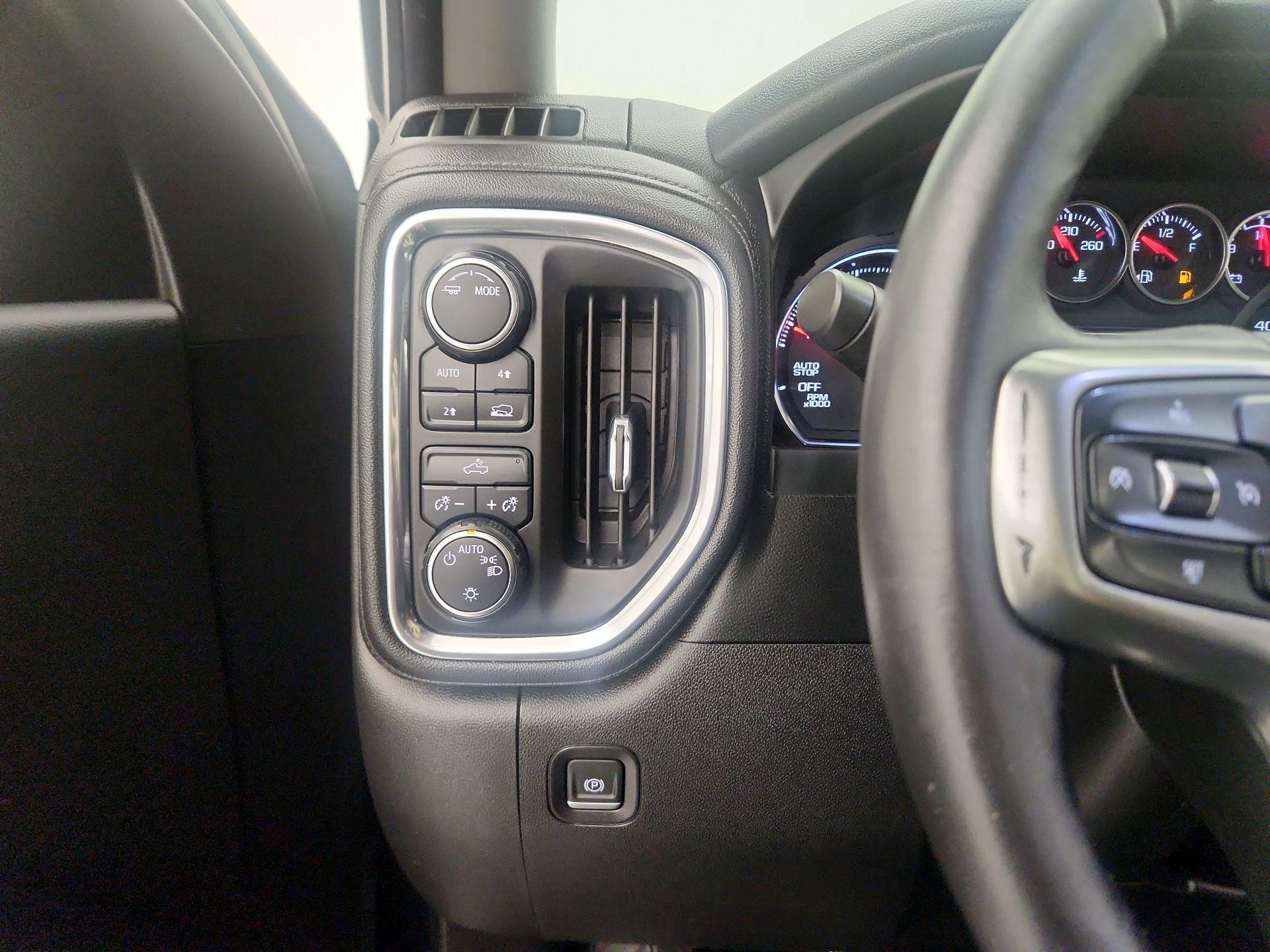 Thumbnail: 2021 Chevrolet Silverado 1500 - 13