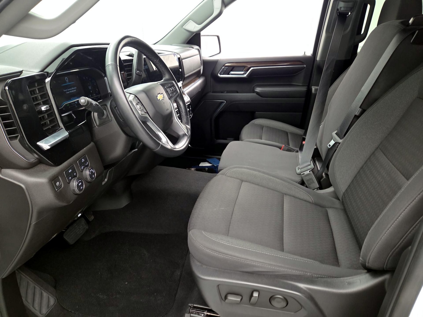 2023 Chevrolet Silverado 1500 LT - Photo 12