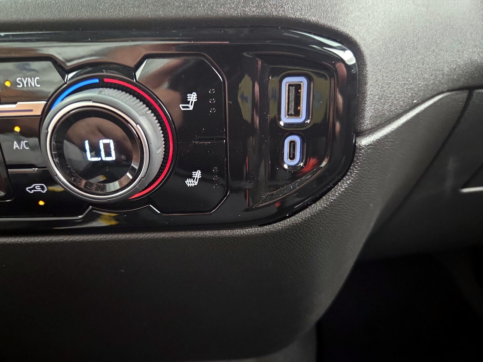 2023 Chevrolet Silverado 1500 LT - Photo 19