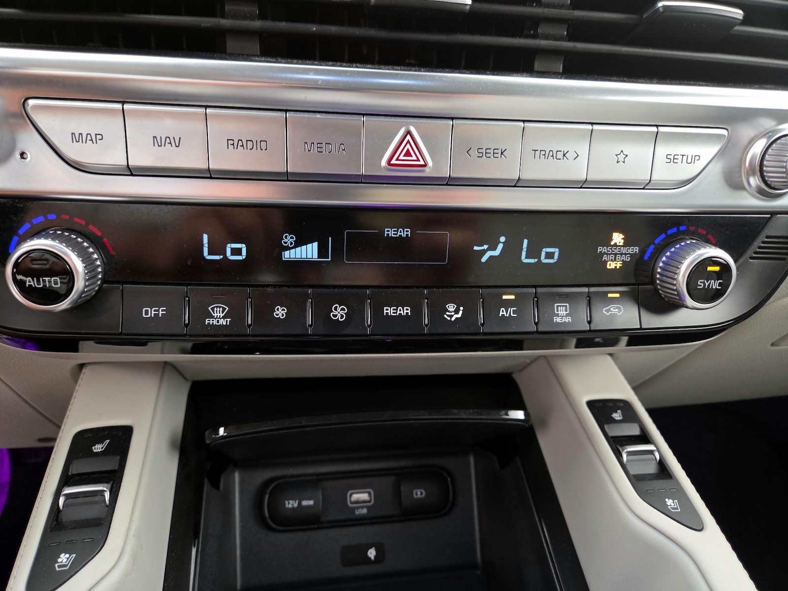 2022 Kia Telluride EX - Photo 17