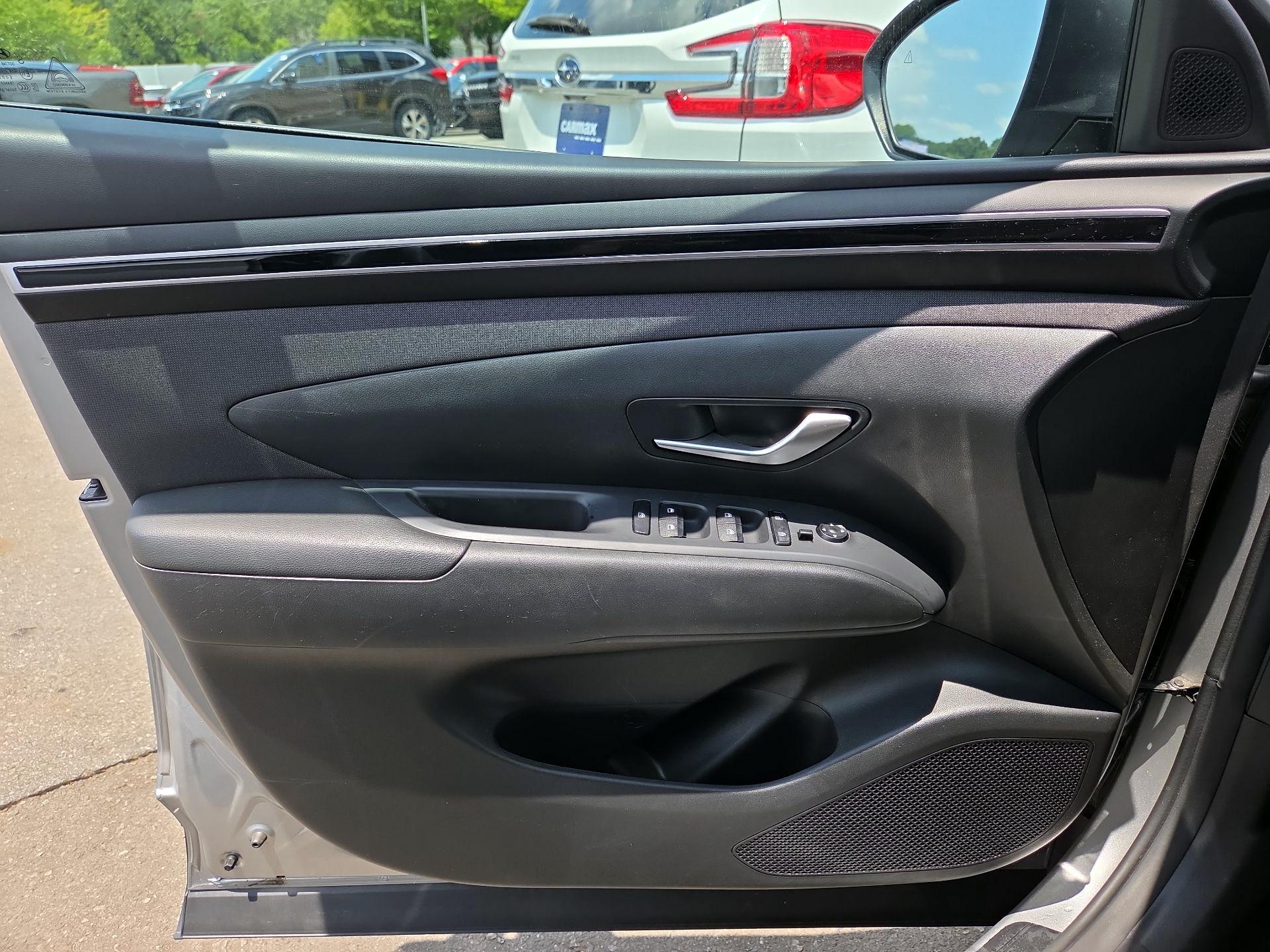 Thumbnail: 2023 Hyundai Tucson - 12