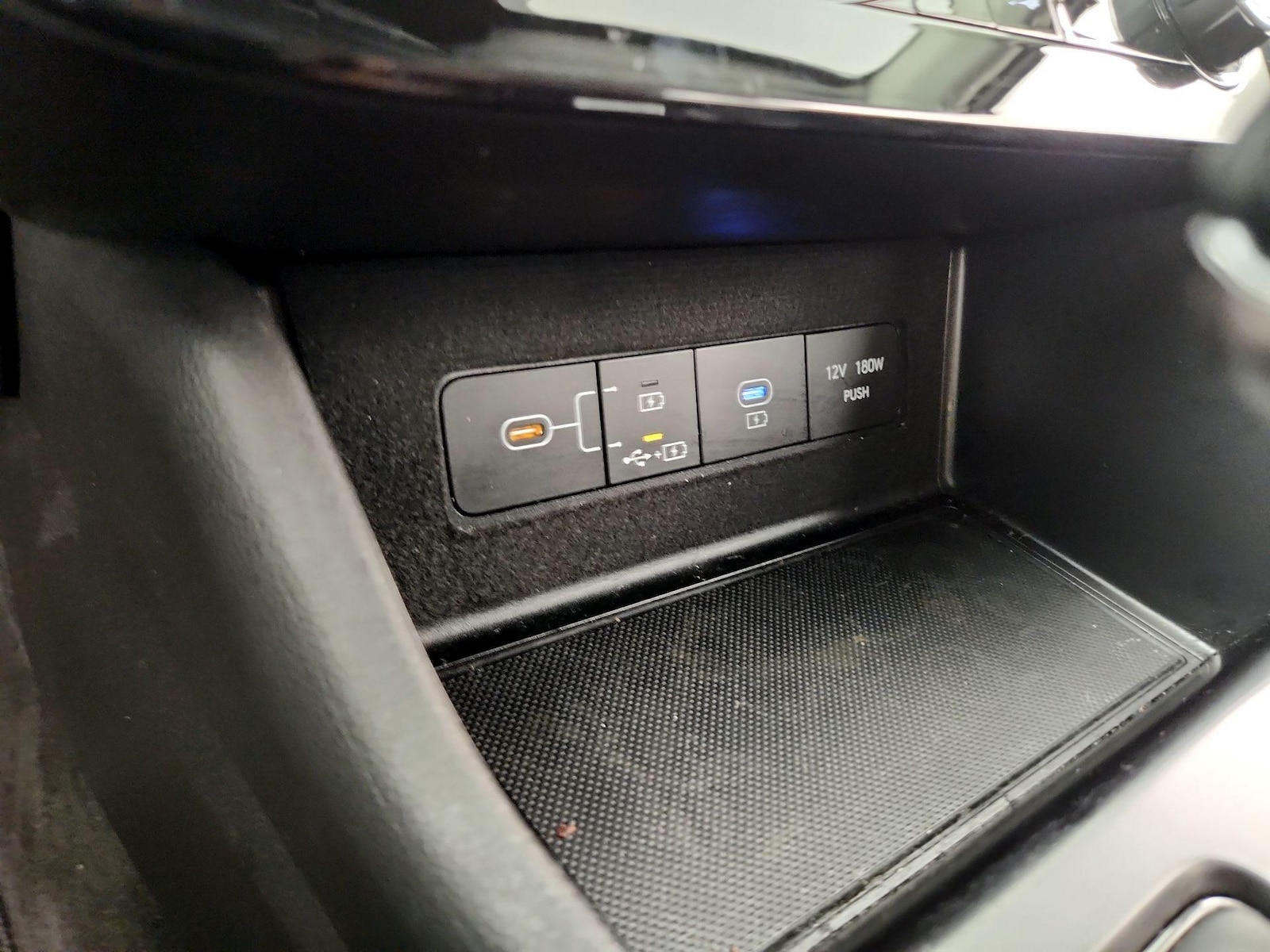 2025 Hyundai Sonata SE - Photo 19