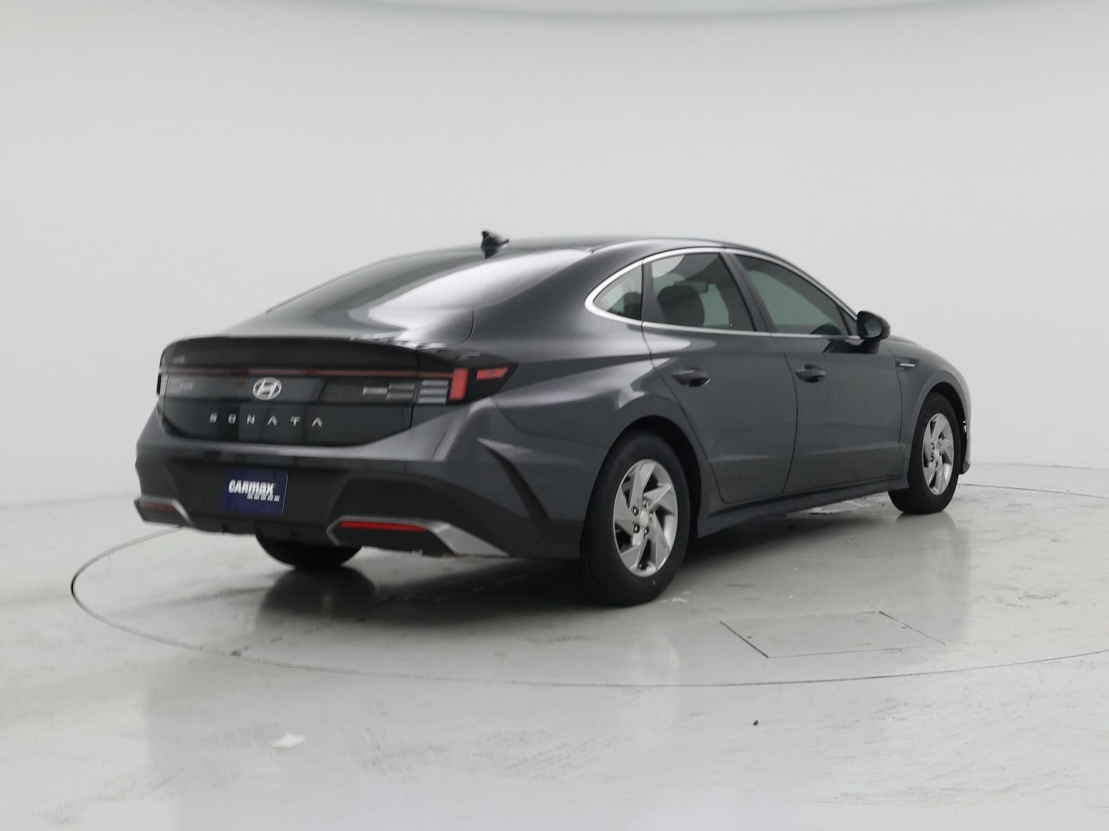 2025 Hyundai Sonata SE - Photo 9