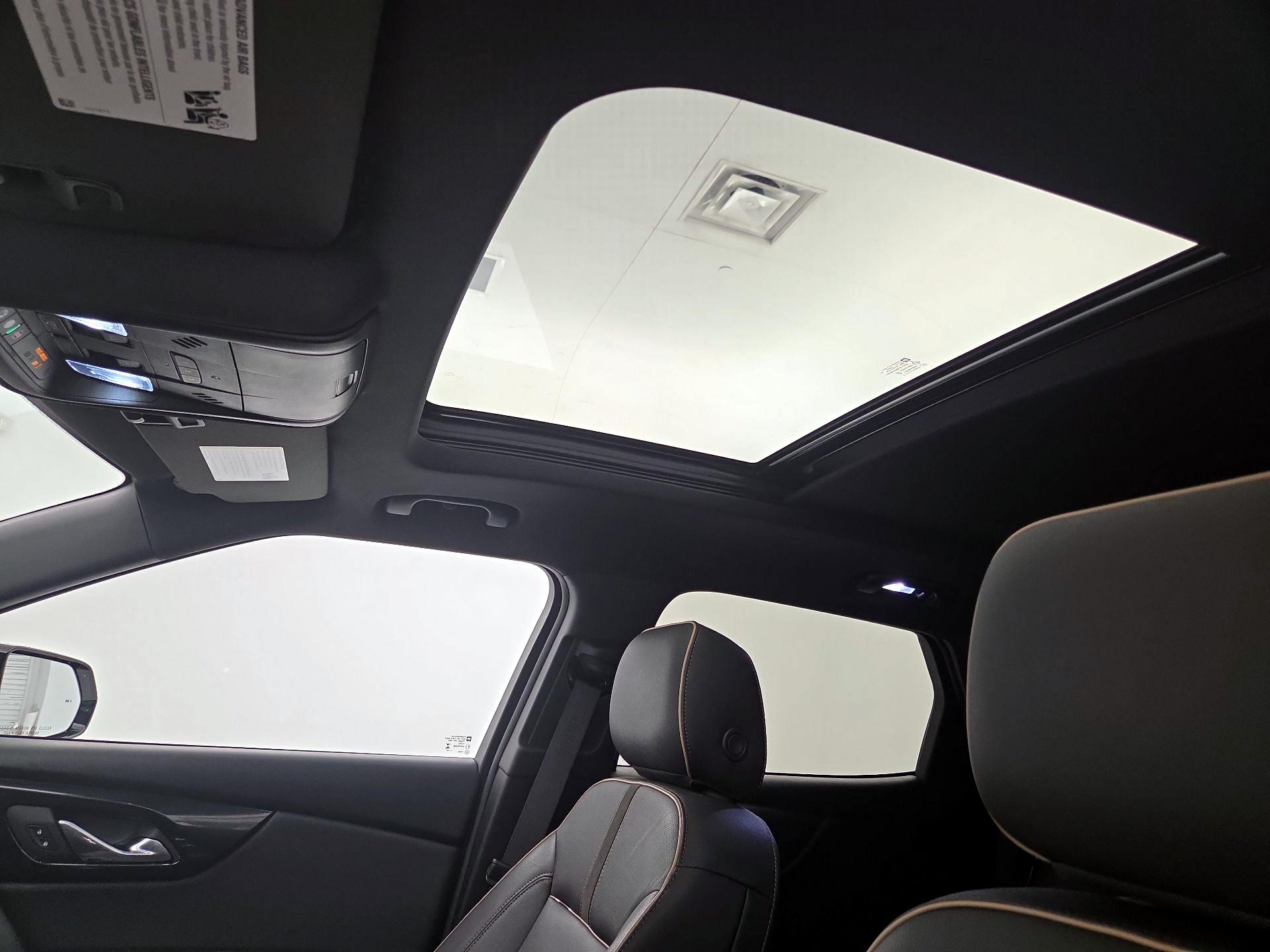 Thumbnail: 2023 Chevrolet Blazer - 19