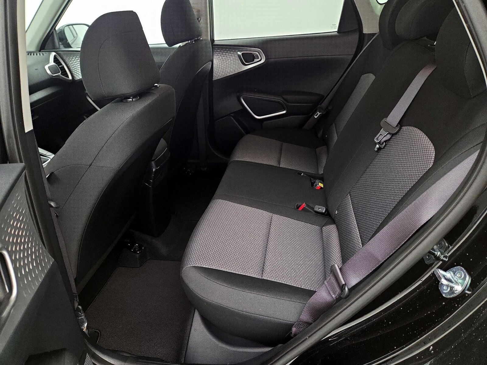2025 Kia Soul LX - Photo 20