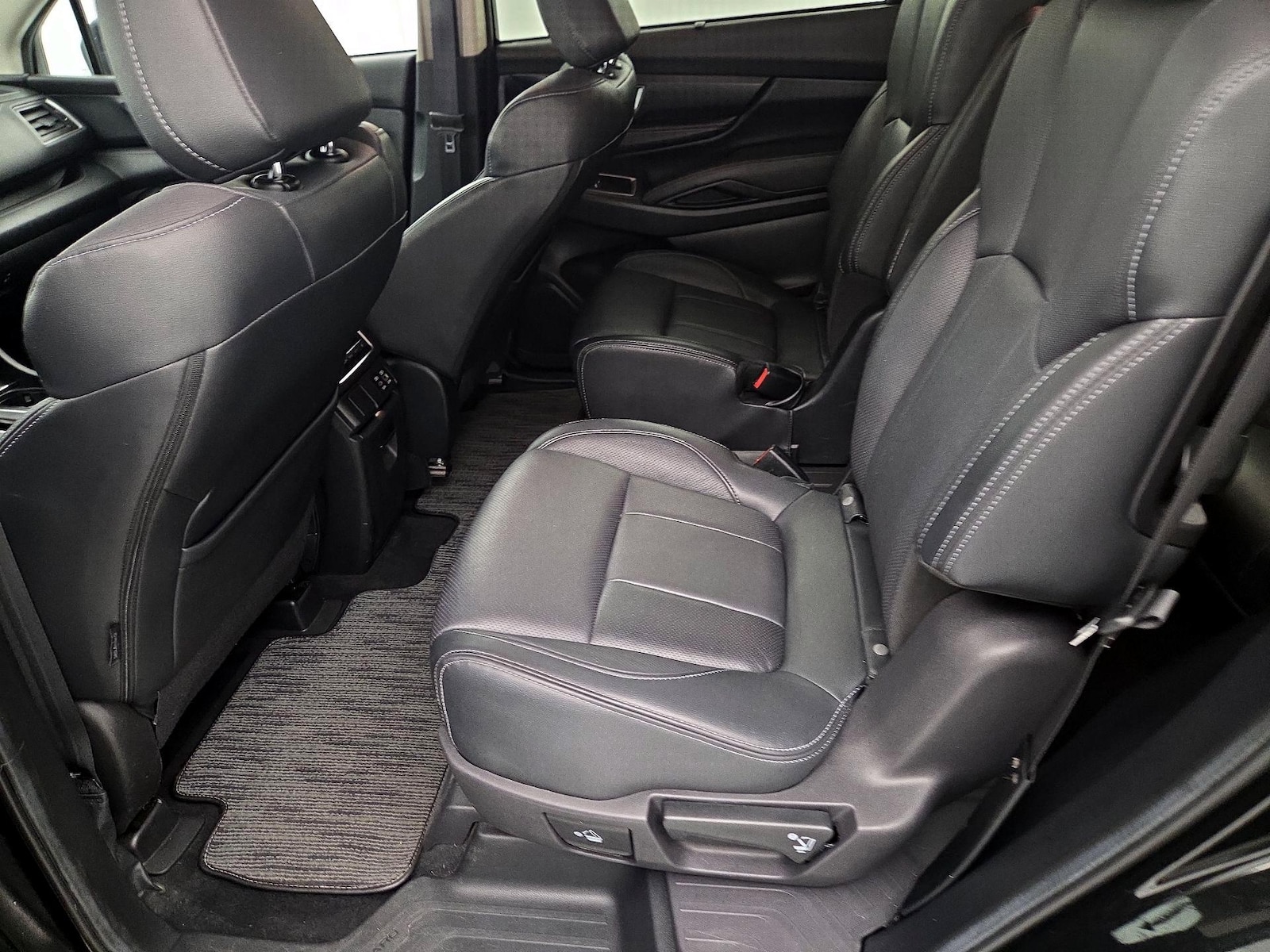 2023 Subaru Ascent Limited - Photo 20