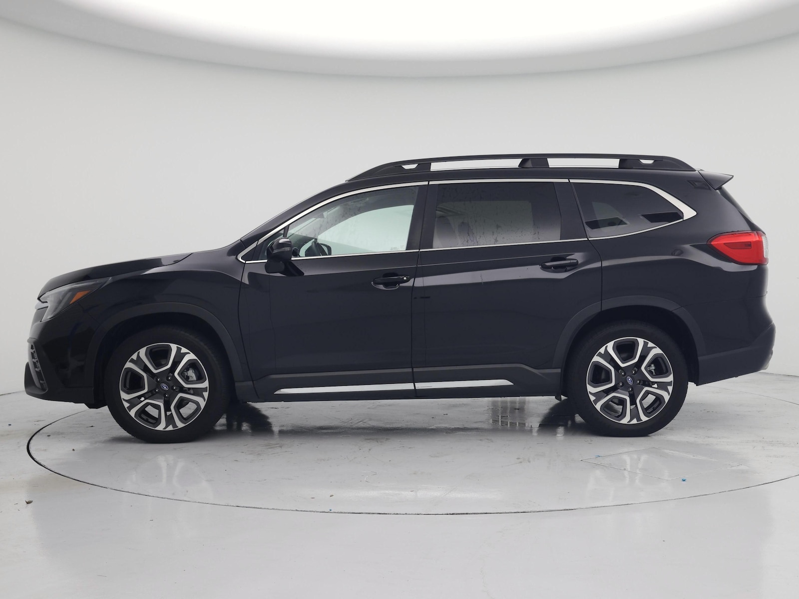 2023 Subaru Ascent Limited - Photo 4