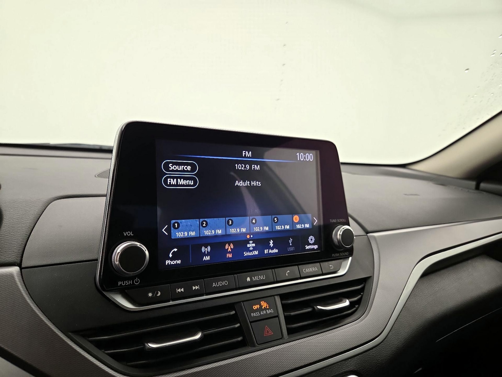 2024 Nissan Altima SR - Photo 16