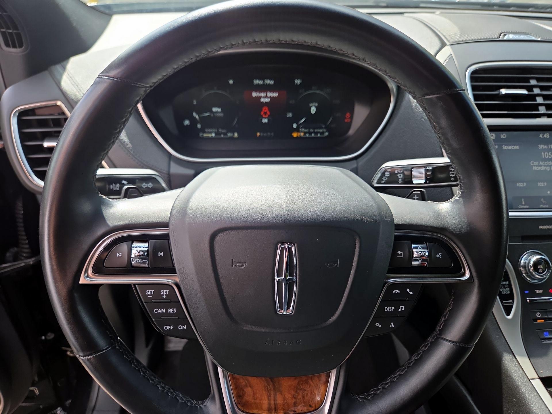 Thumbnail: 2020 Lincoln Nautilus - 10