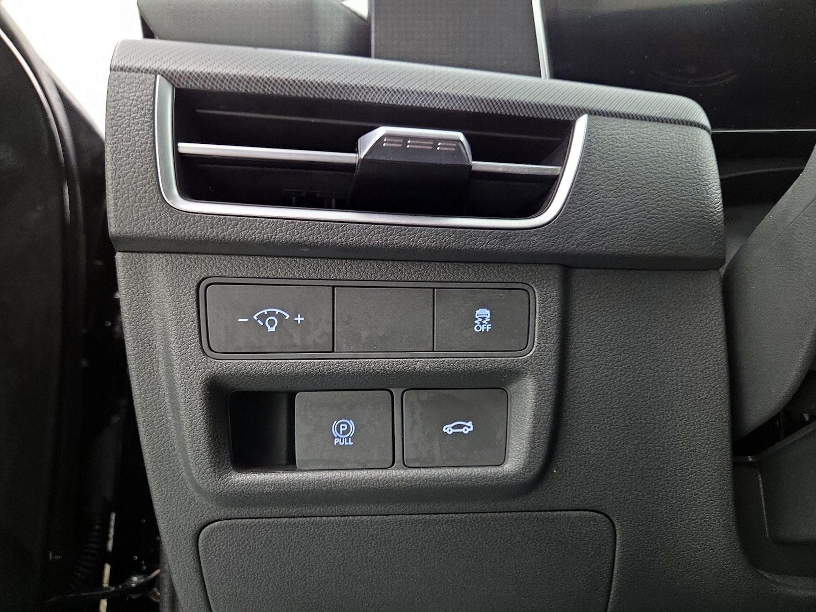 2025 Hyundai Sonata SEL - Photo 14