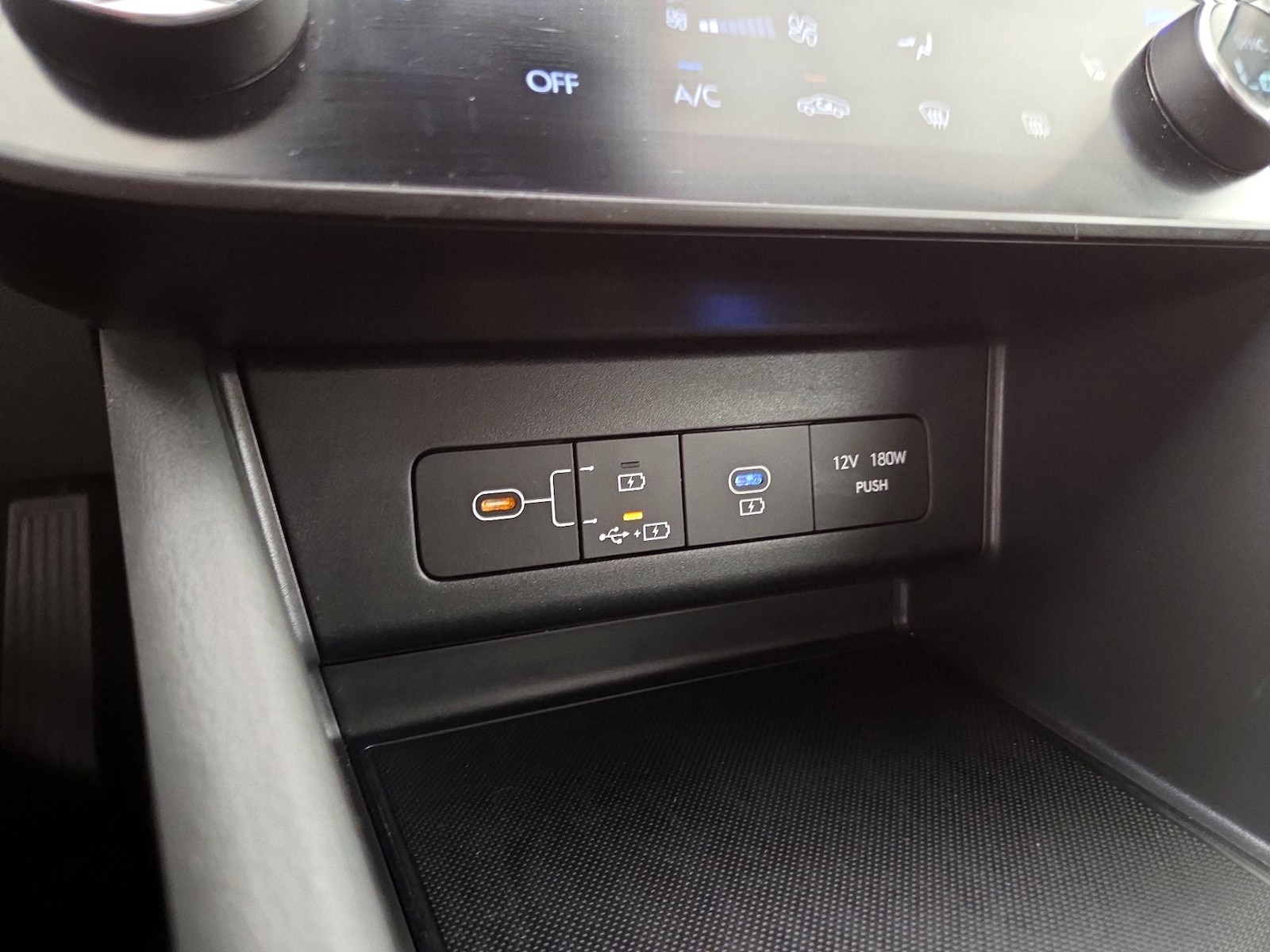 2025 Hyundai Sonata SEL - Photo 19