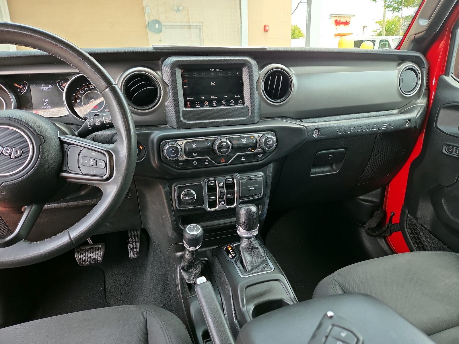 2023 Jeep Wrangler 4-Door Sport S - Photo 10