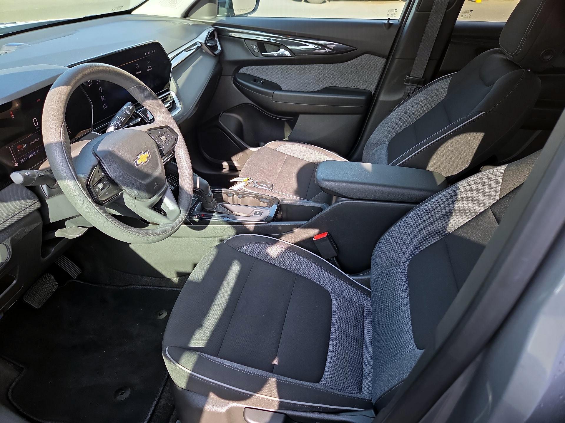 Thumbnail: 2025 Chevrolet TrailBlazer - 11