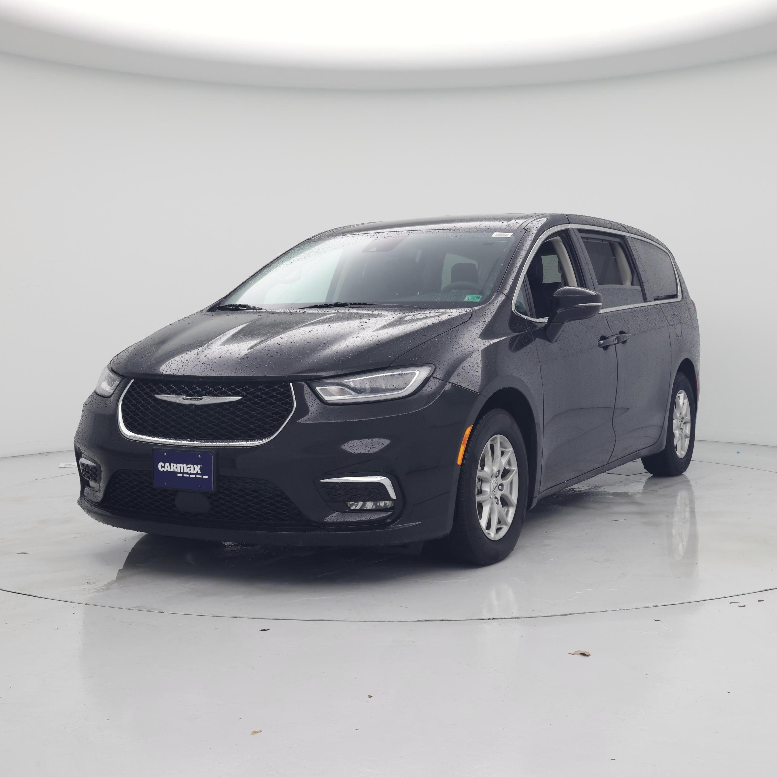 Thumbnail: 2024 Chrysler Pacifica - 4