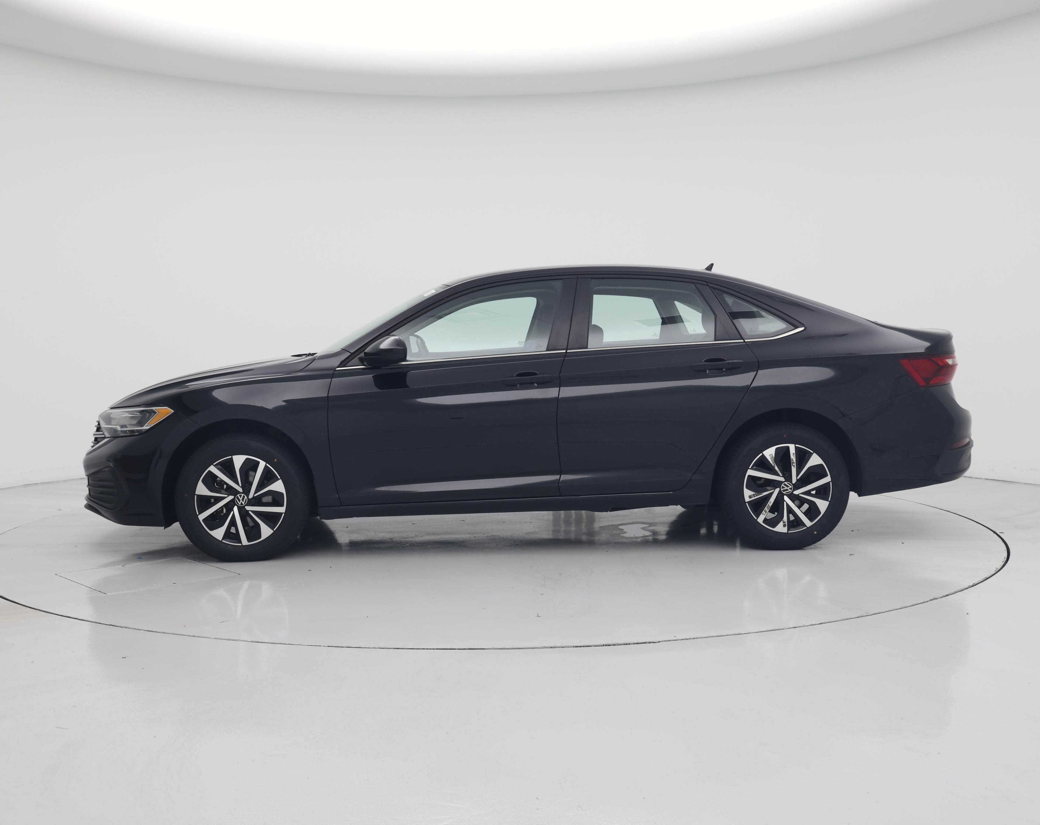 Thumbnail: 2024 Volkswagen Jetta - 3