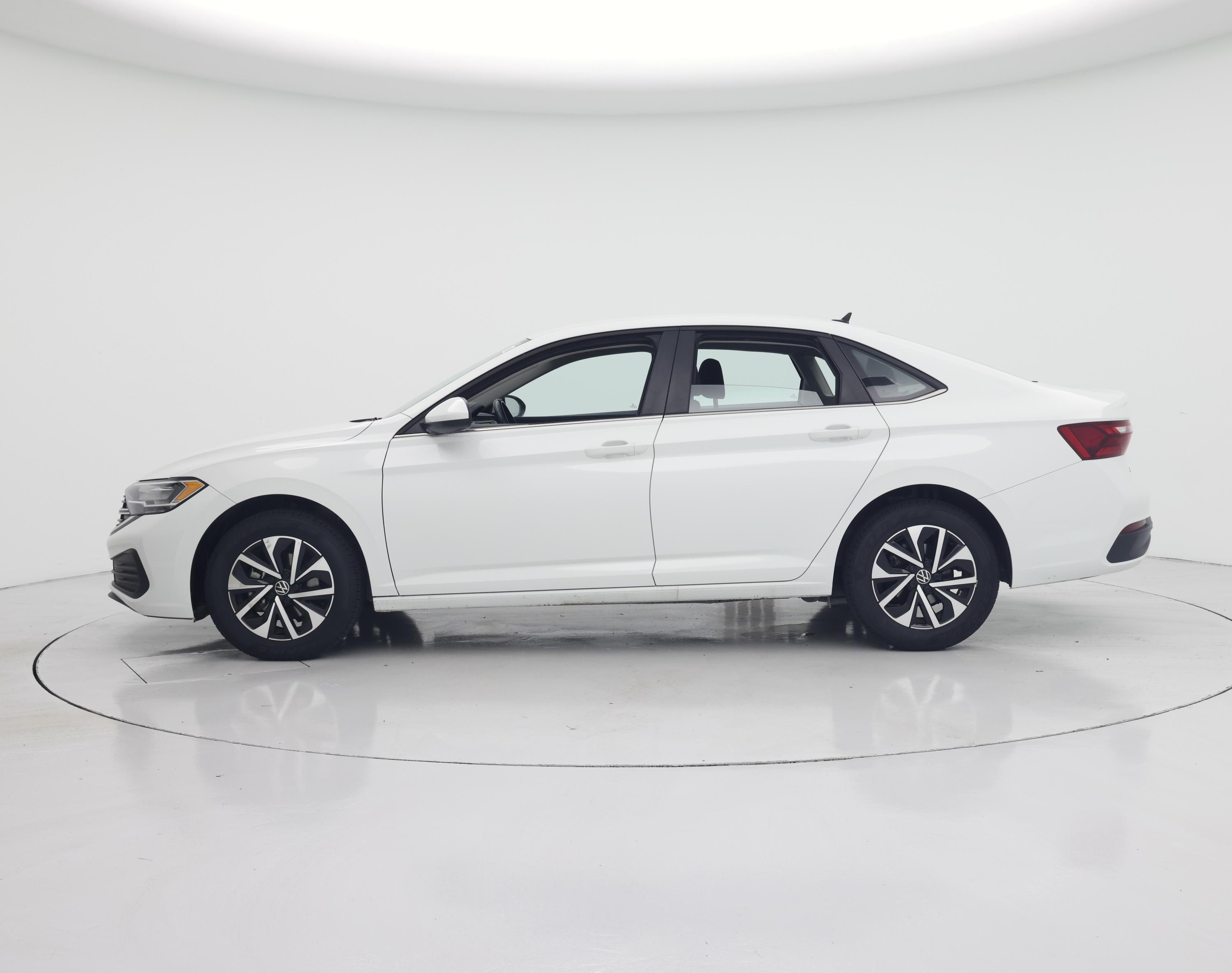 Thumbnail: 2024 Volkswagen Jetta - 3