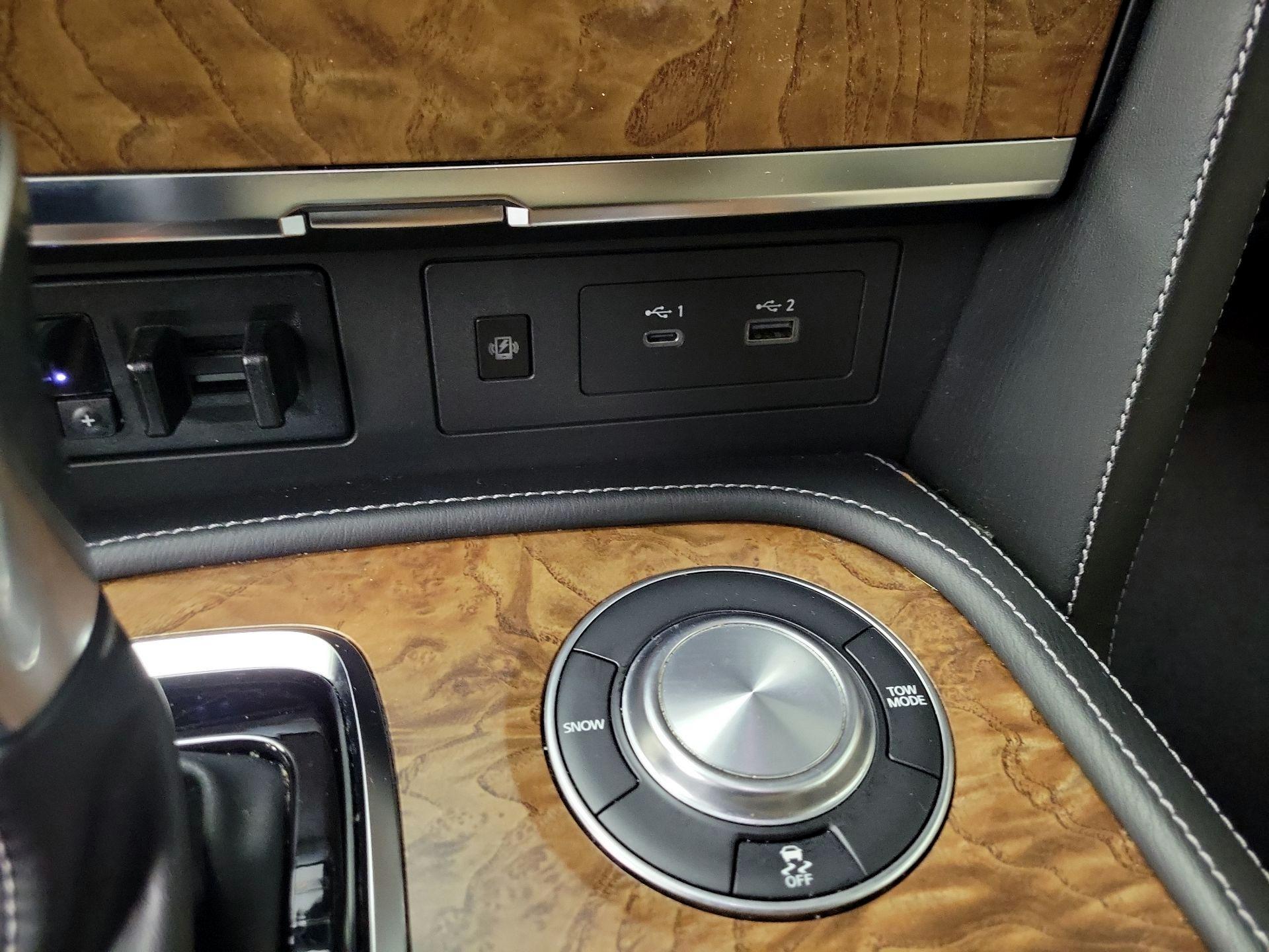 Thumbnail: 2022 Nissan Armada - 18