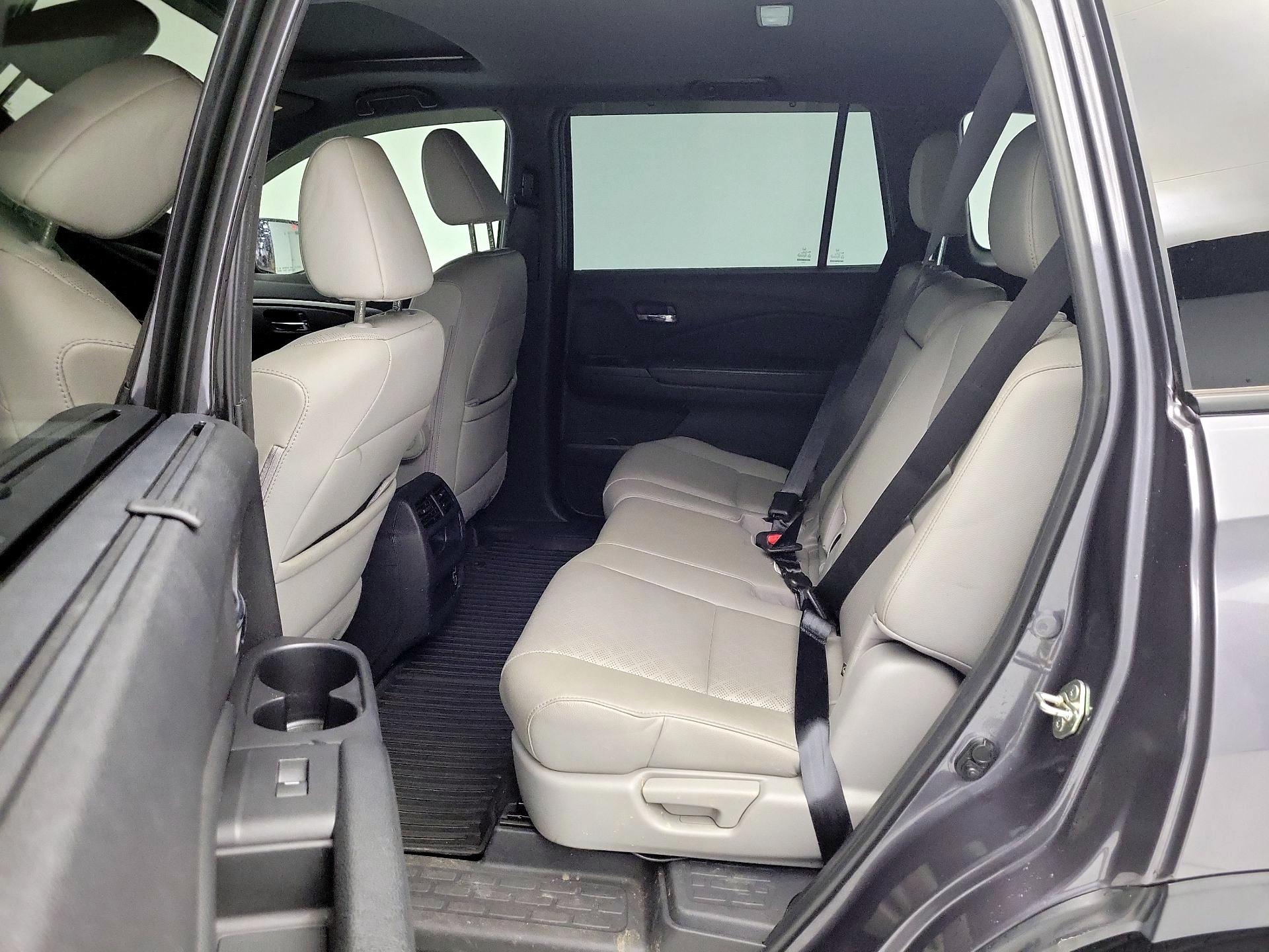 Thumbnail: 2019 Honda Passport - 20