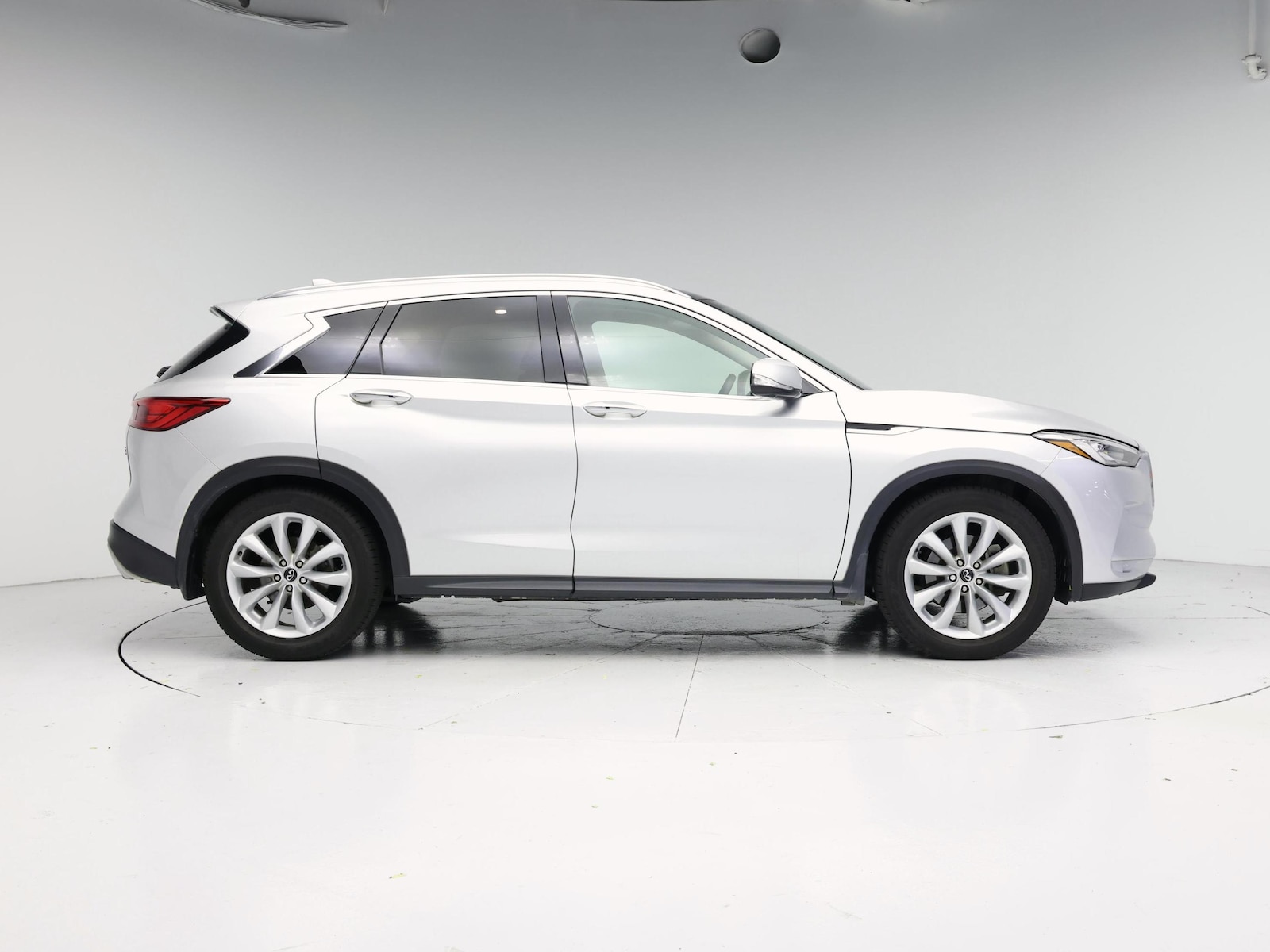 2019 INFINITI QX50 Essential - Photo 8