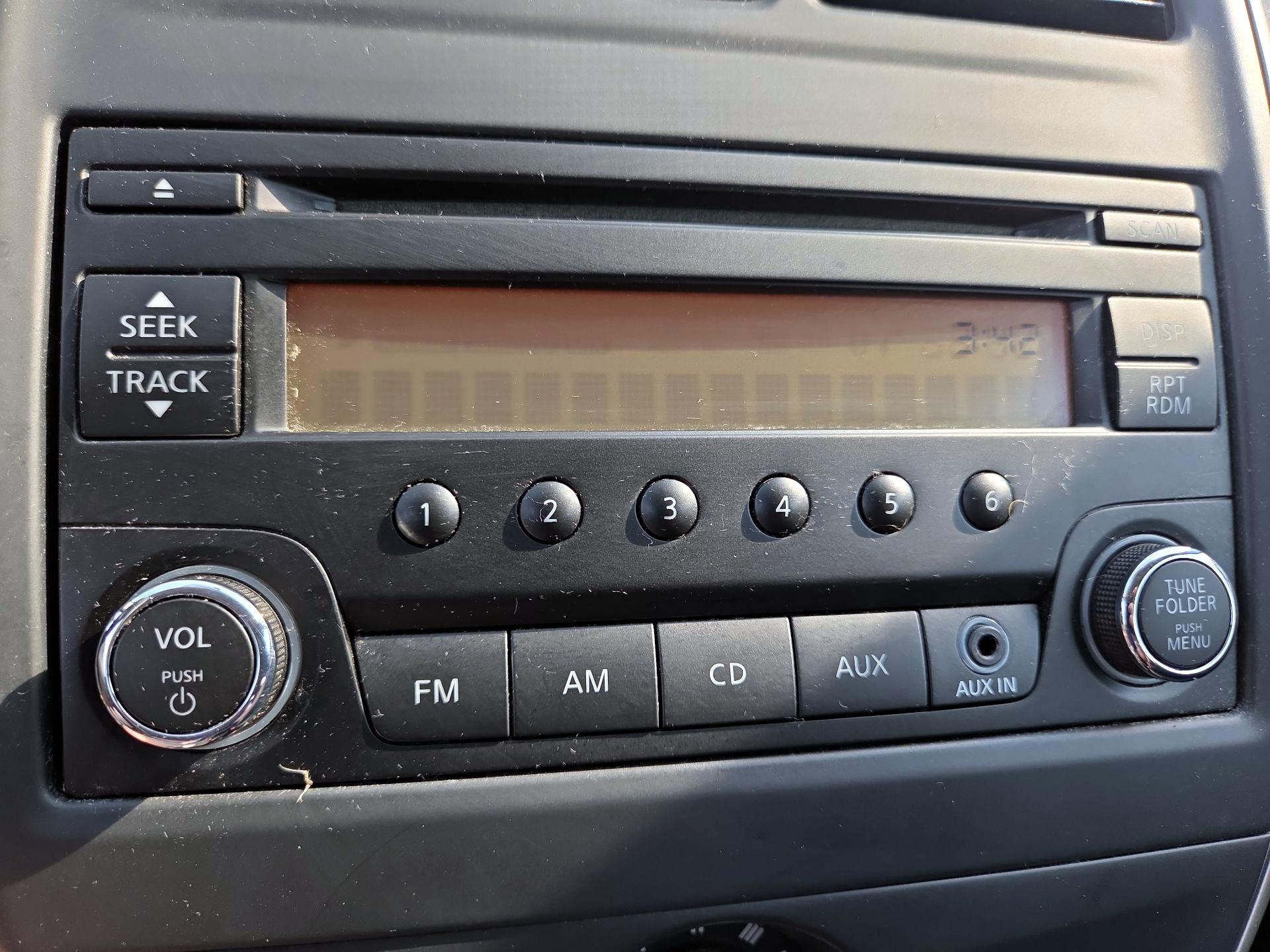 Thumbnail: 2016 Nissan Versa Note - 14