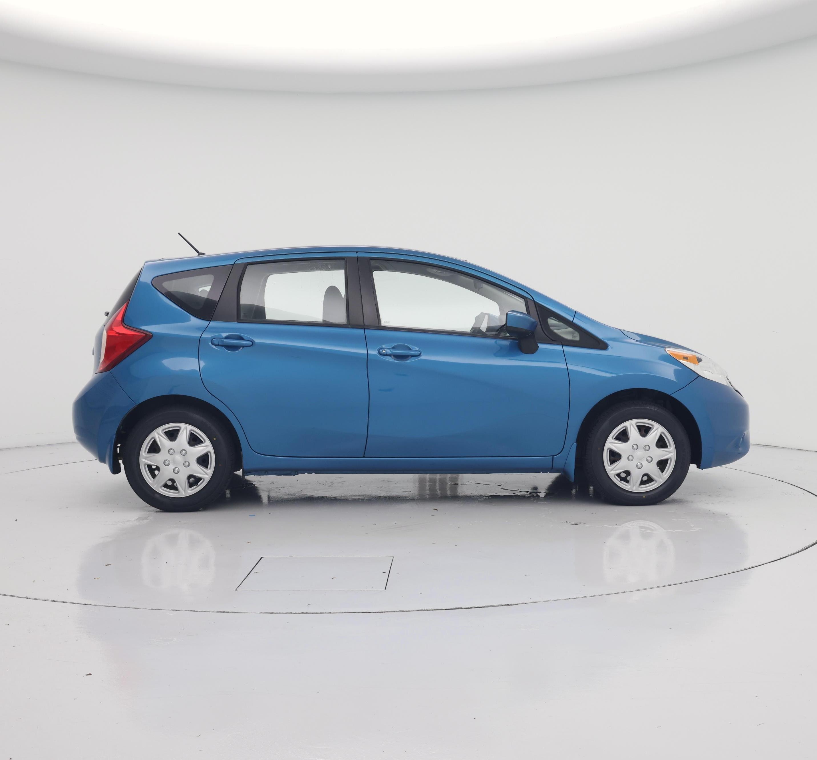 Thumbnail: 2016 Nissan Versa Note - 7