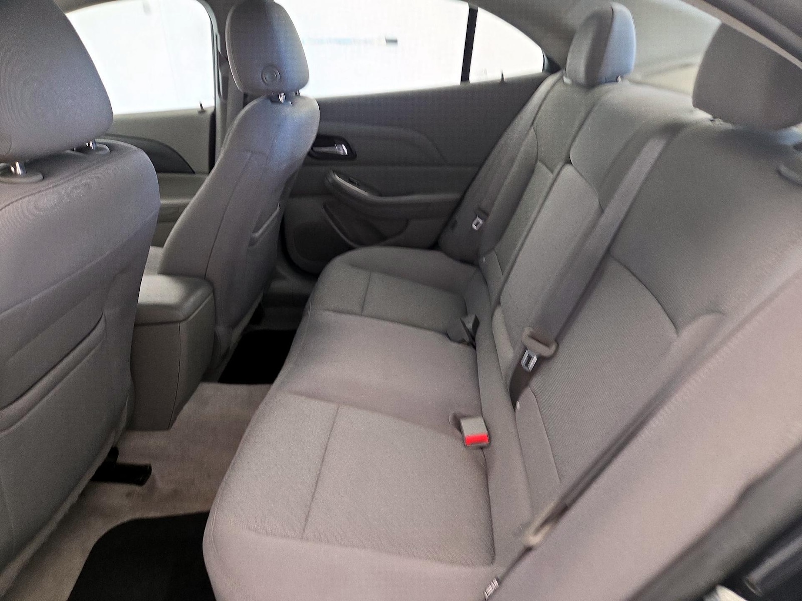 2015 Chevrolet Malibu 1LS - Photo 18