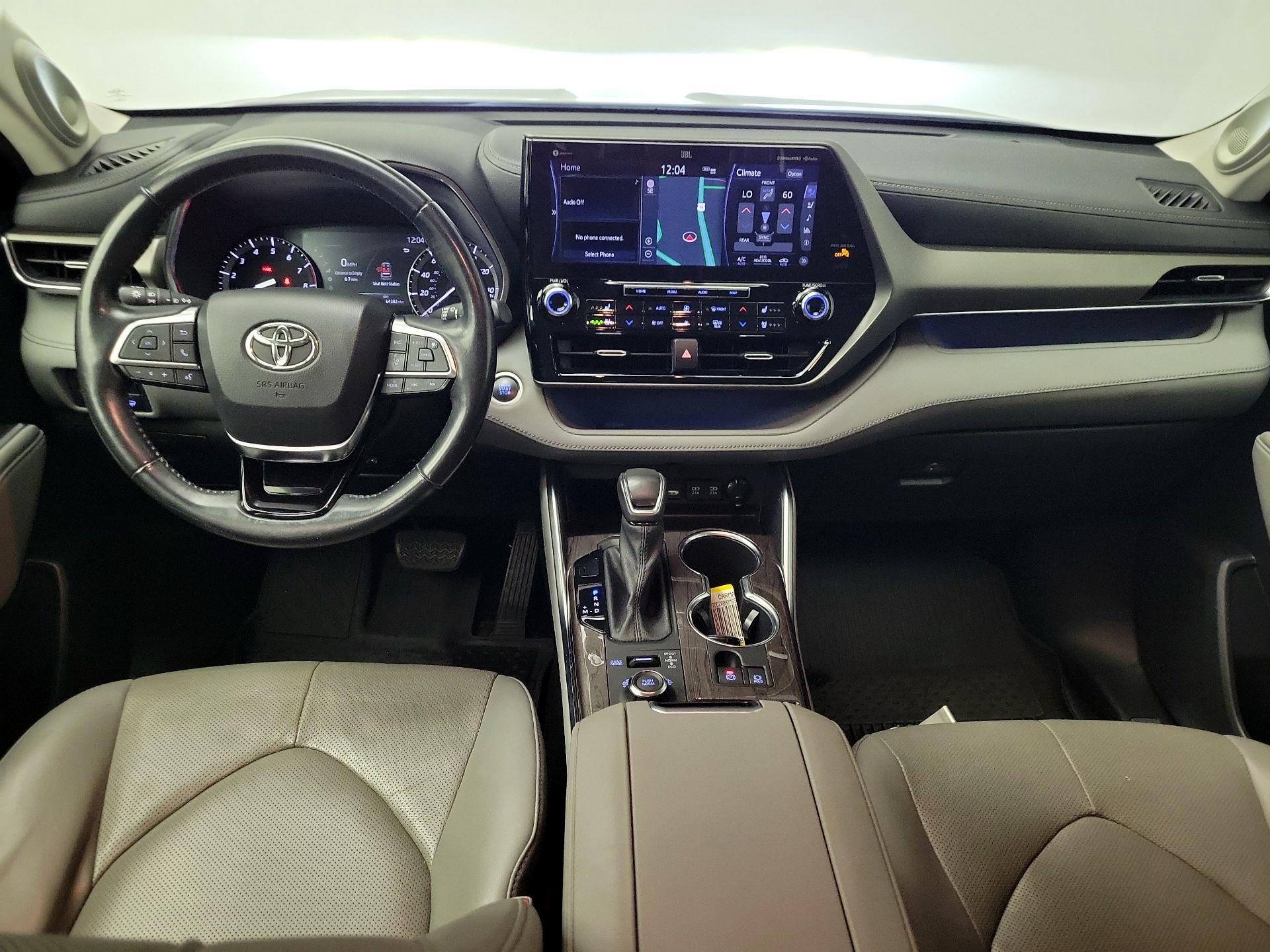Thumbnail: 2021 Toyota Highlander - 9