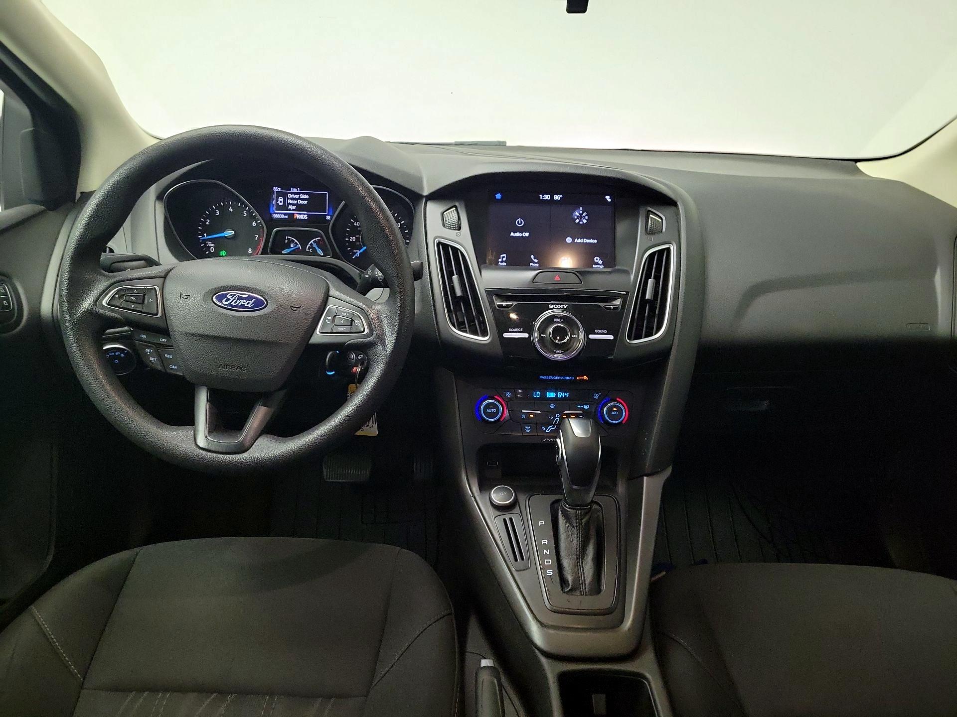 Thumbnail: 2017 Ford Focus - 9
