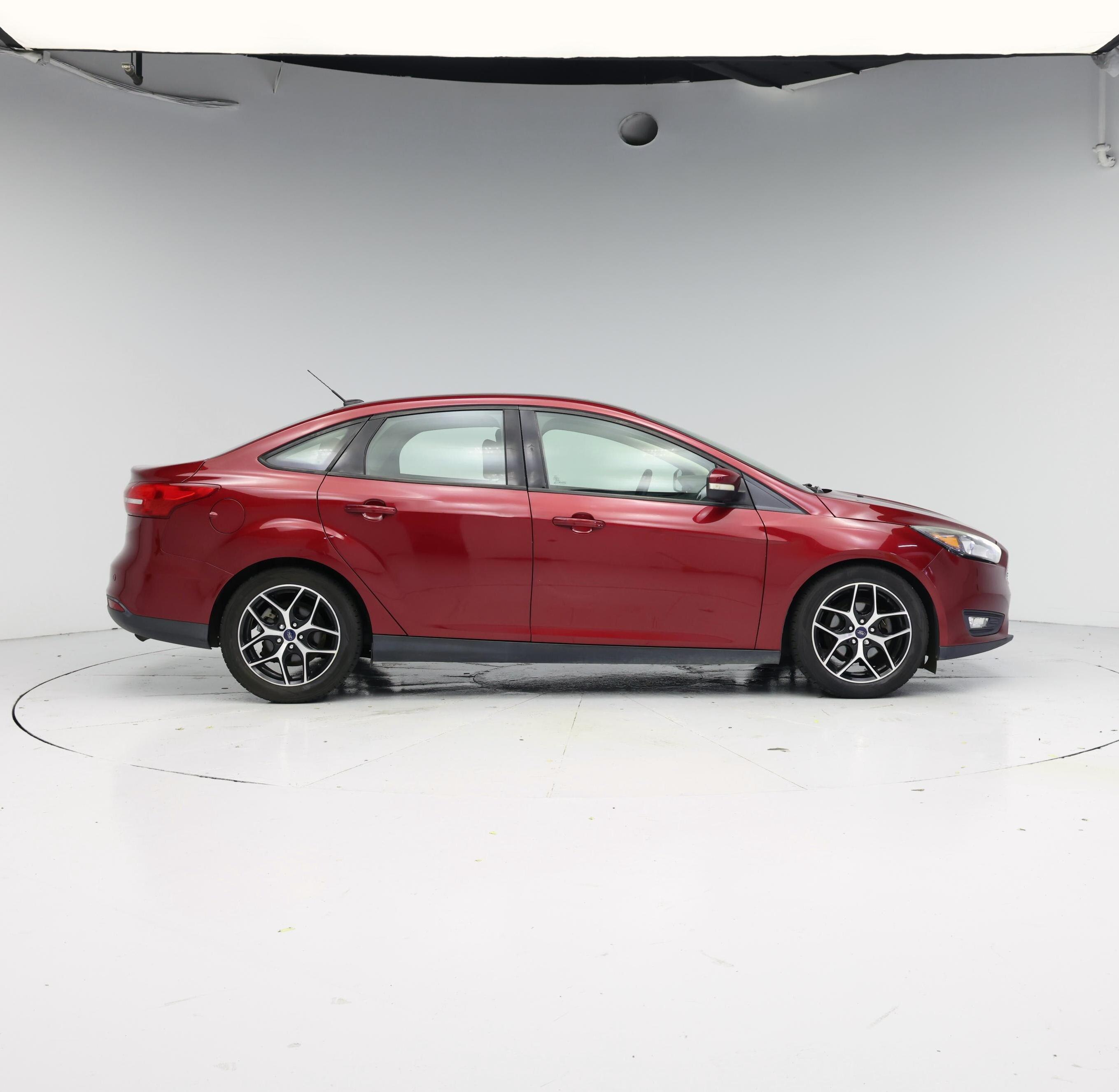 Thumbnail: 2017 Ford Focus - 7