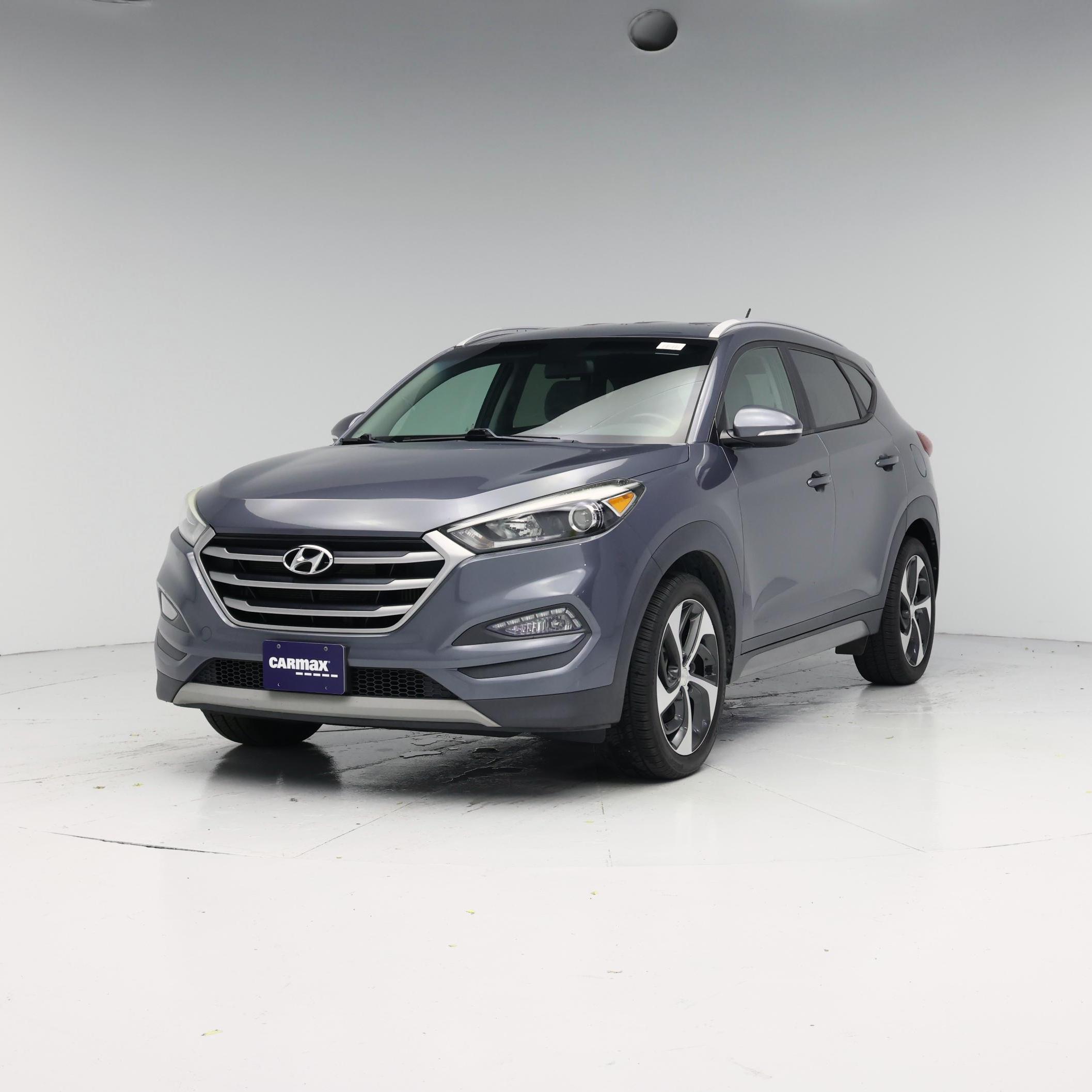 Thumbnail: 2017 Hyundai Tucson - 4