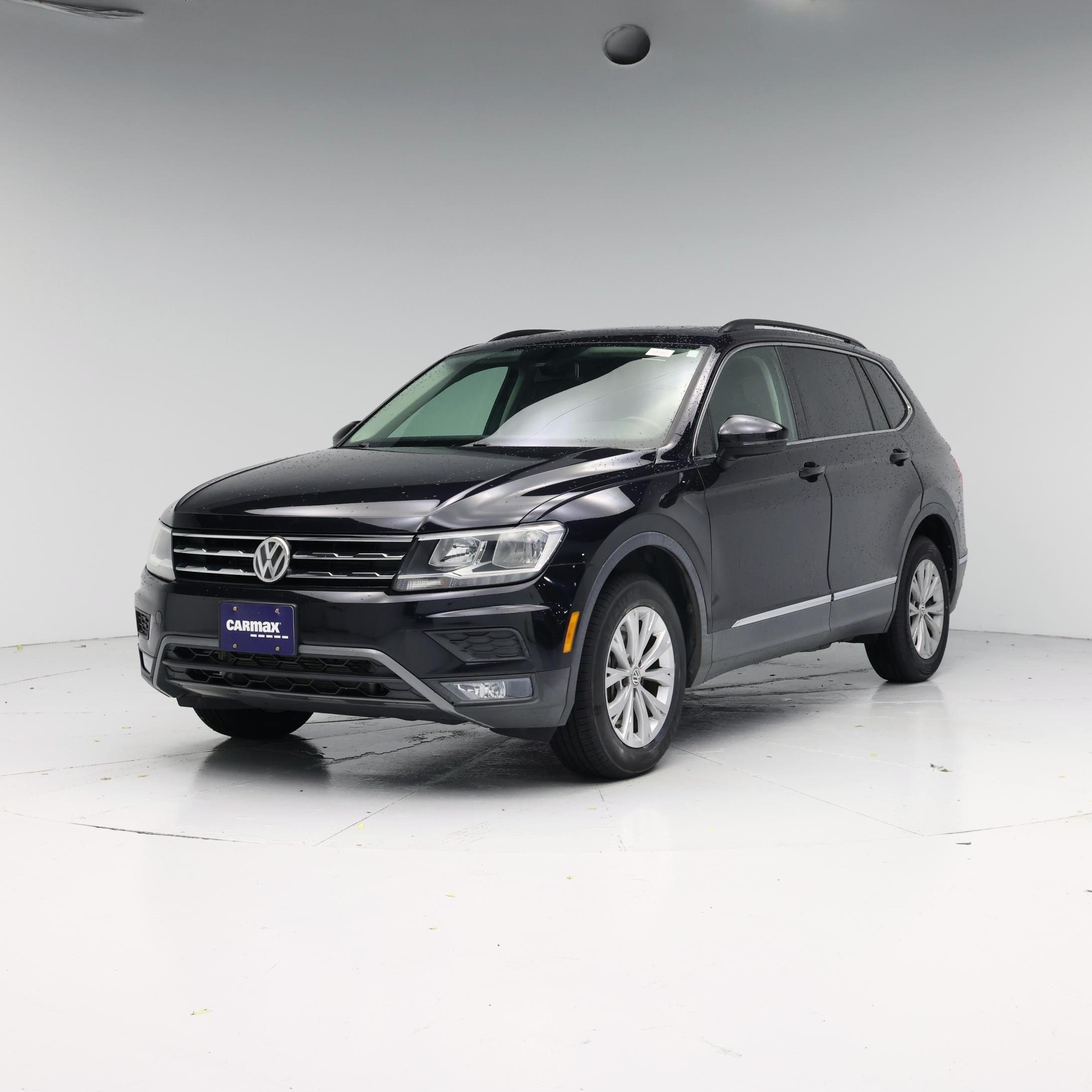 Thumbnail: 2018 Volkswagen Tiguan - 4
