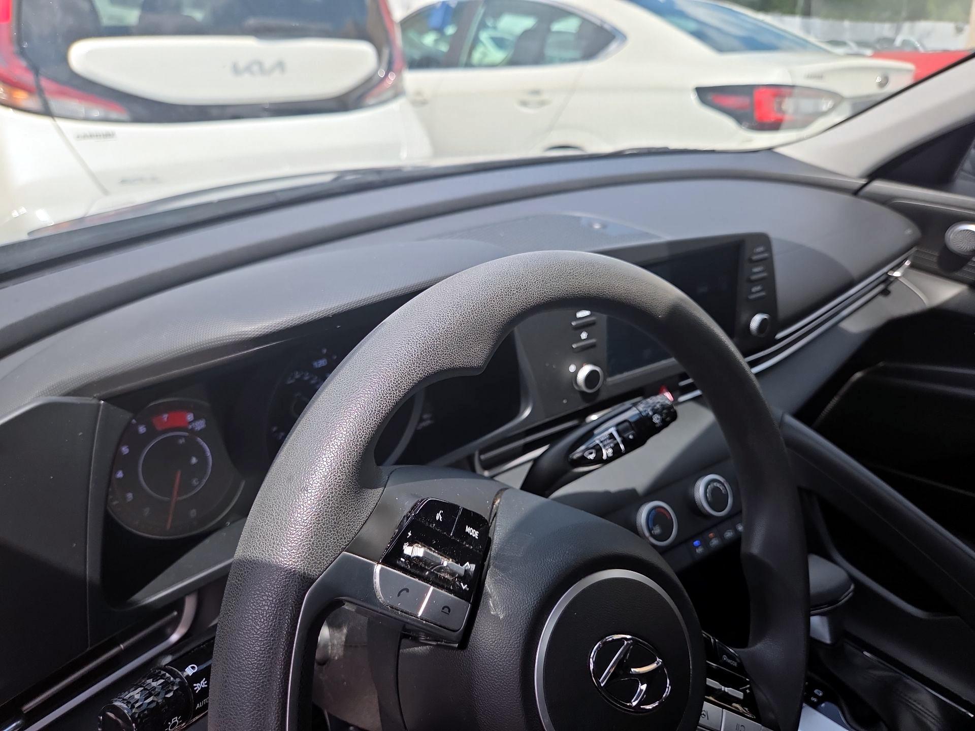 Thumbnail: 2021 Hyundai Elantra - 9