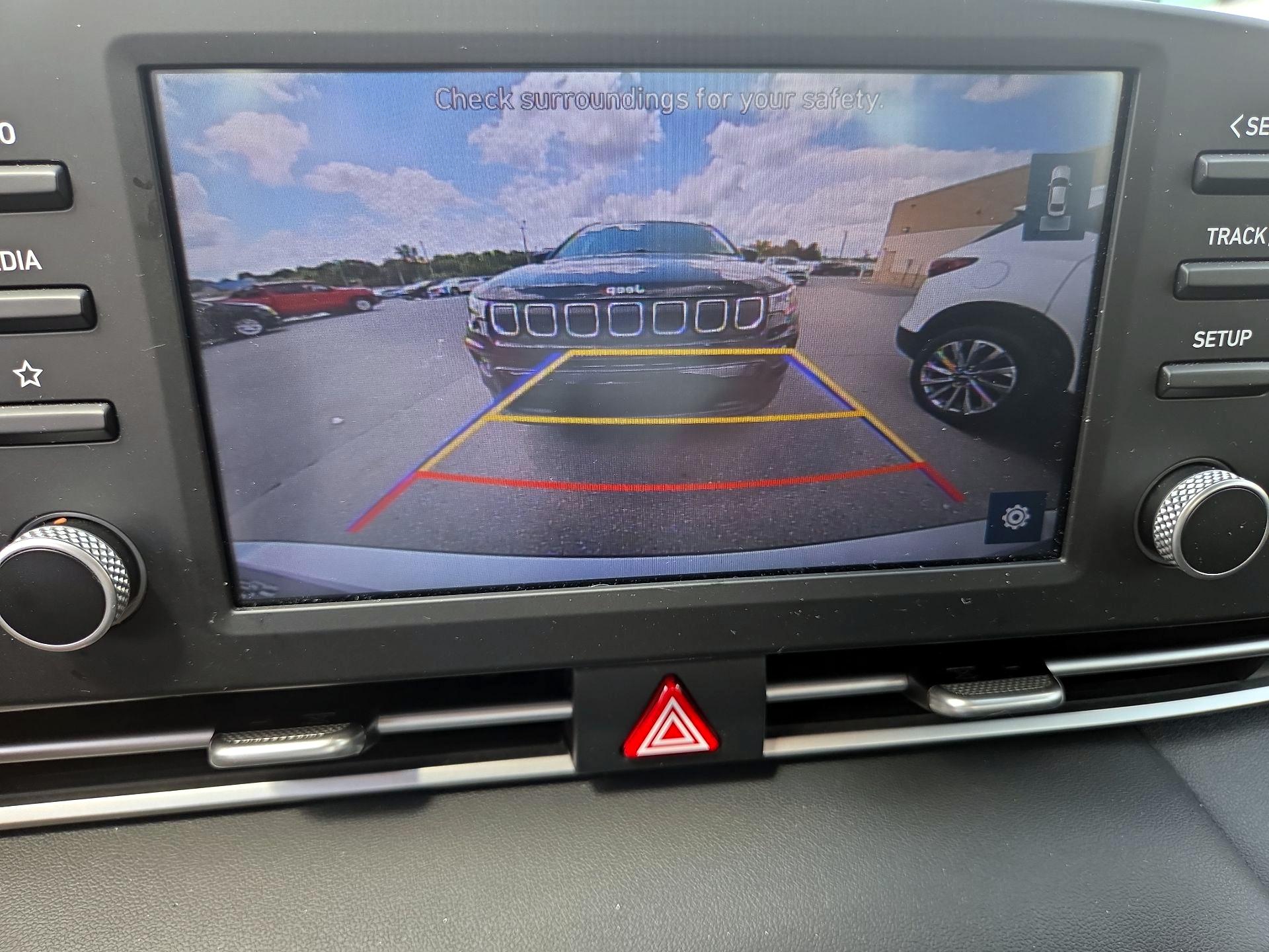 Thumbnail: 2021 Hyundai Elantra - 14
