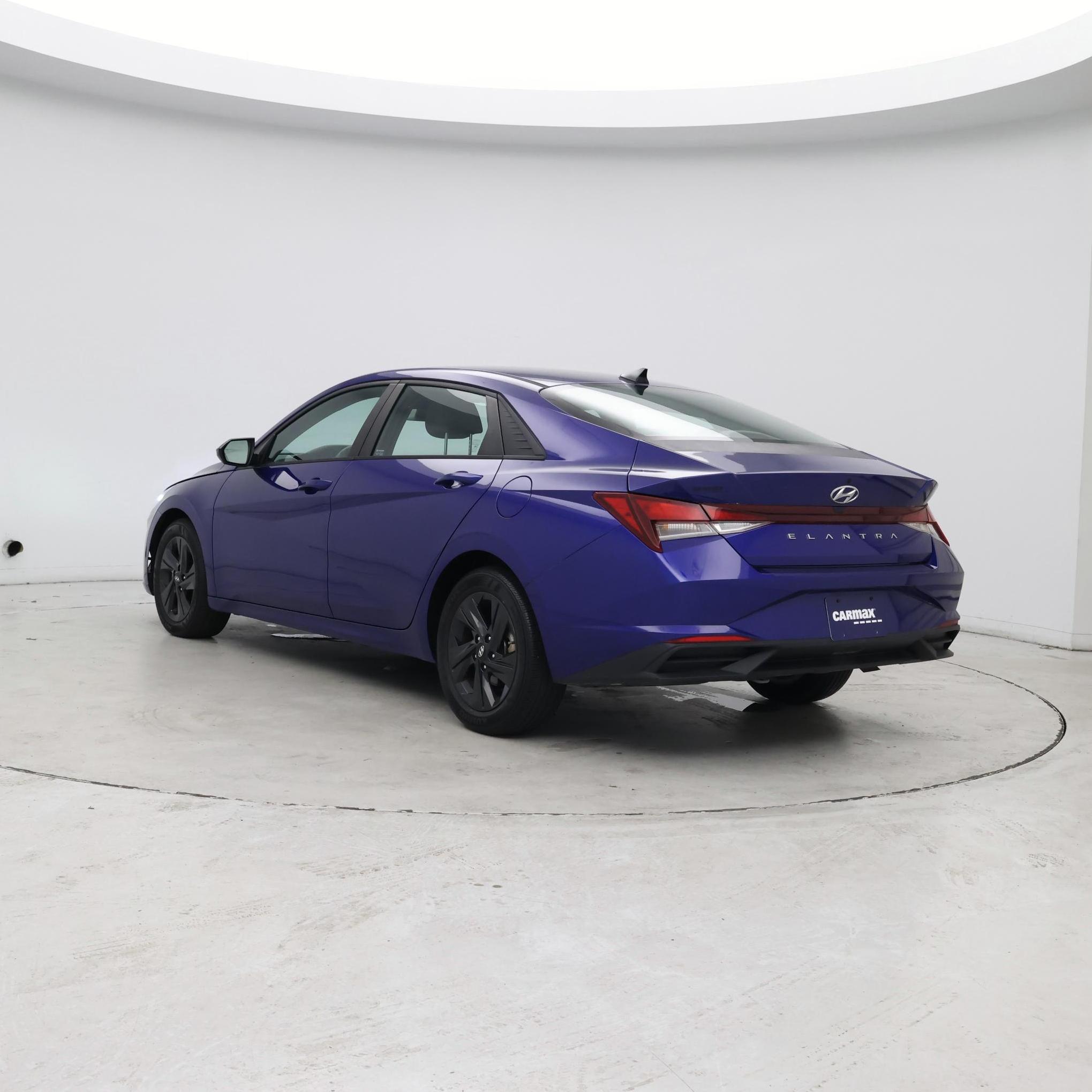 Thumbnail: 2022 Hyundai Elantra - 2